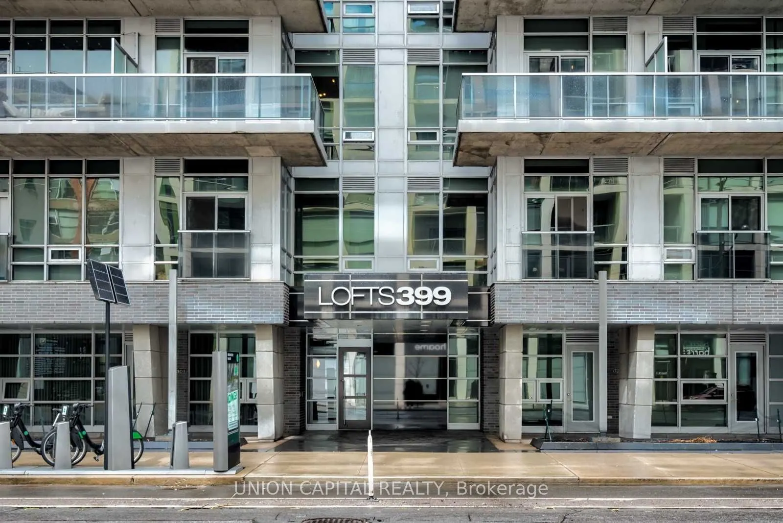 399 Adelaide Street W, #601