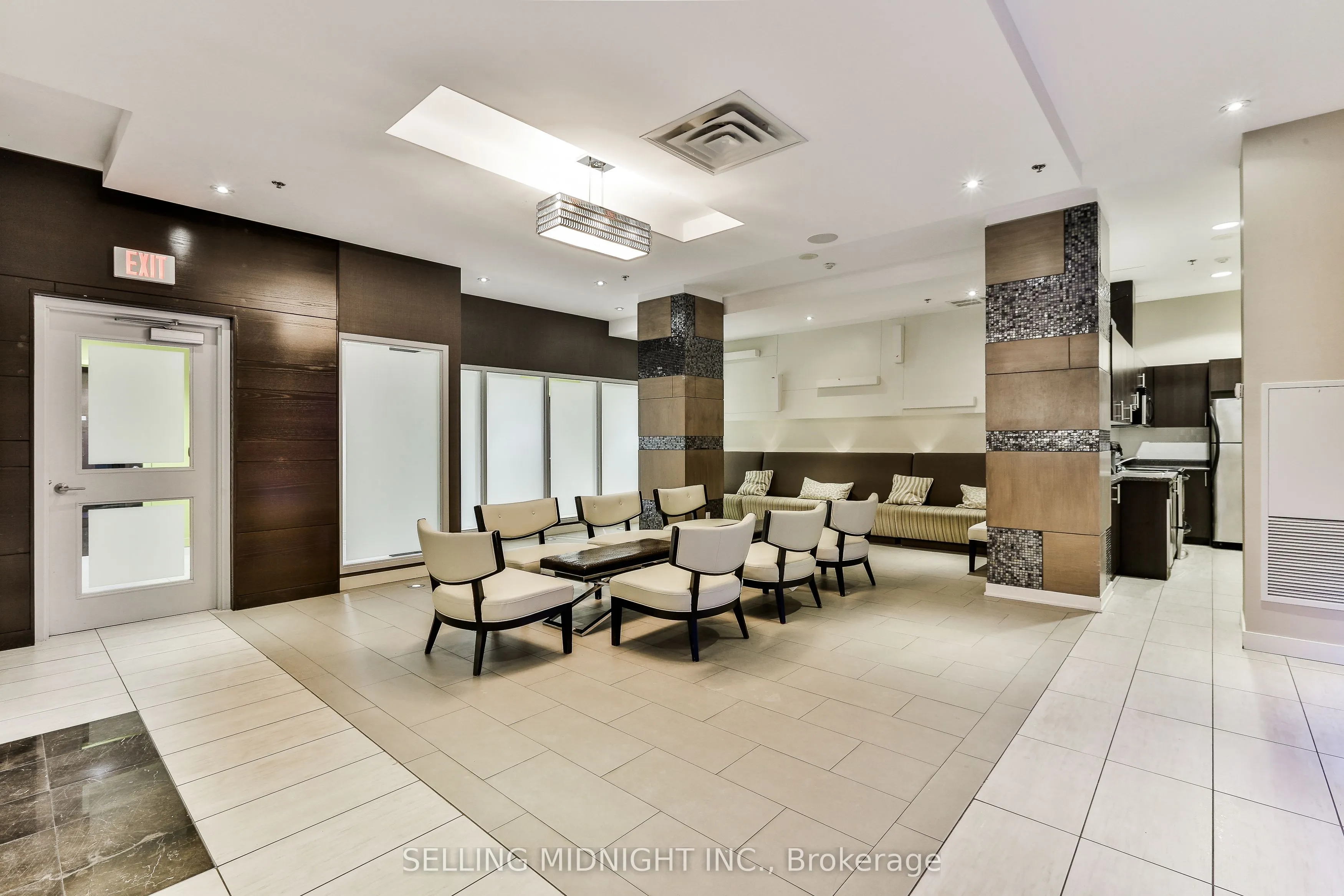 80 Western Battery Road, #1112