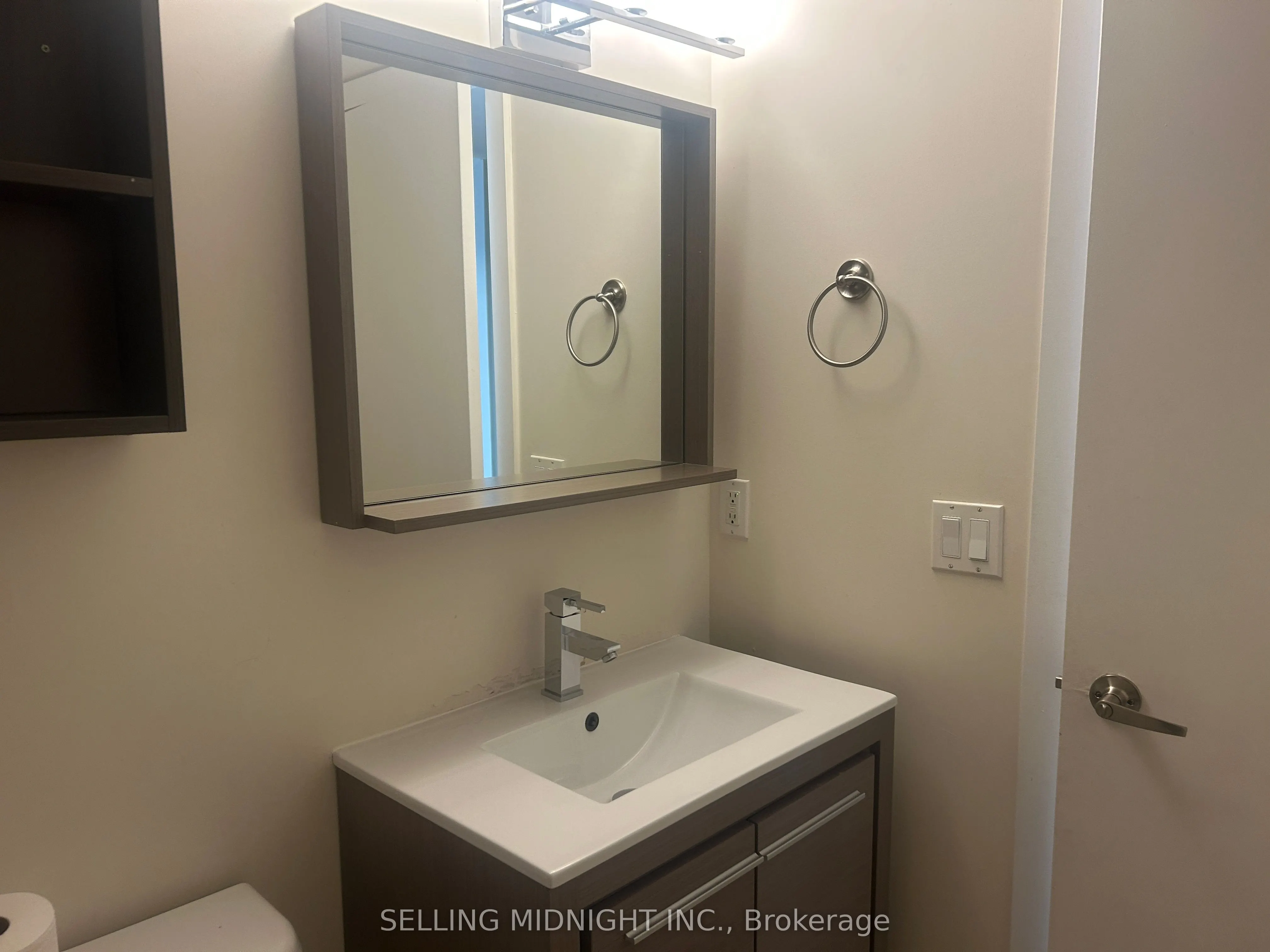 80 Western Battery Road, #1112