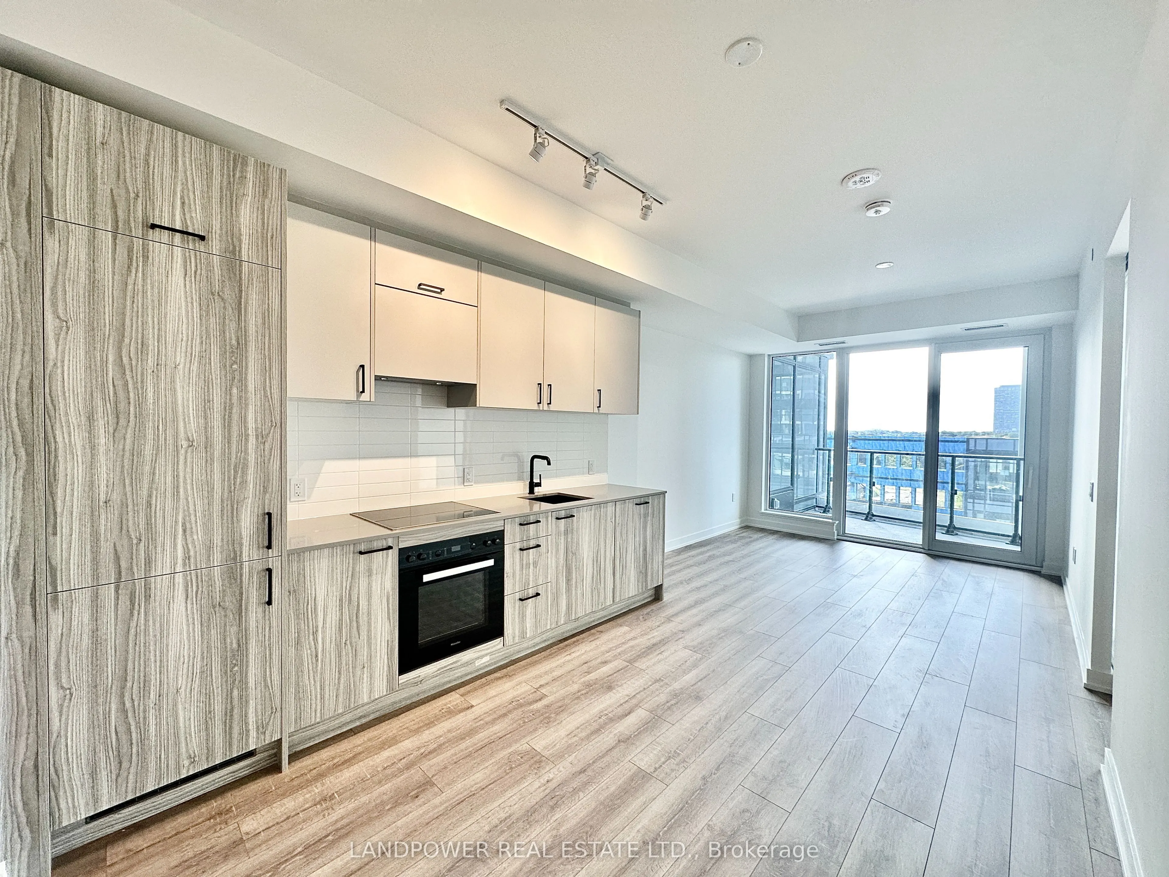 1 Kyle Lowry Road, #430