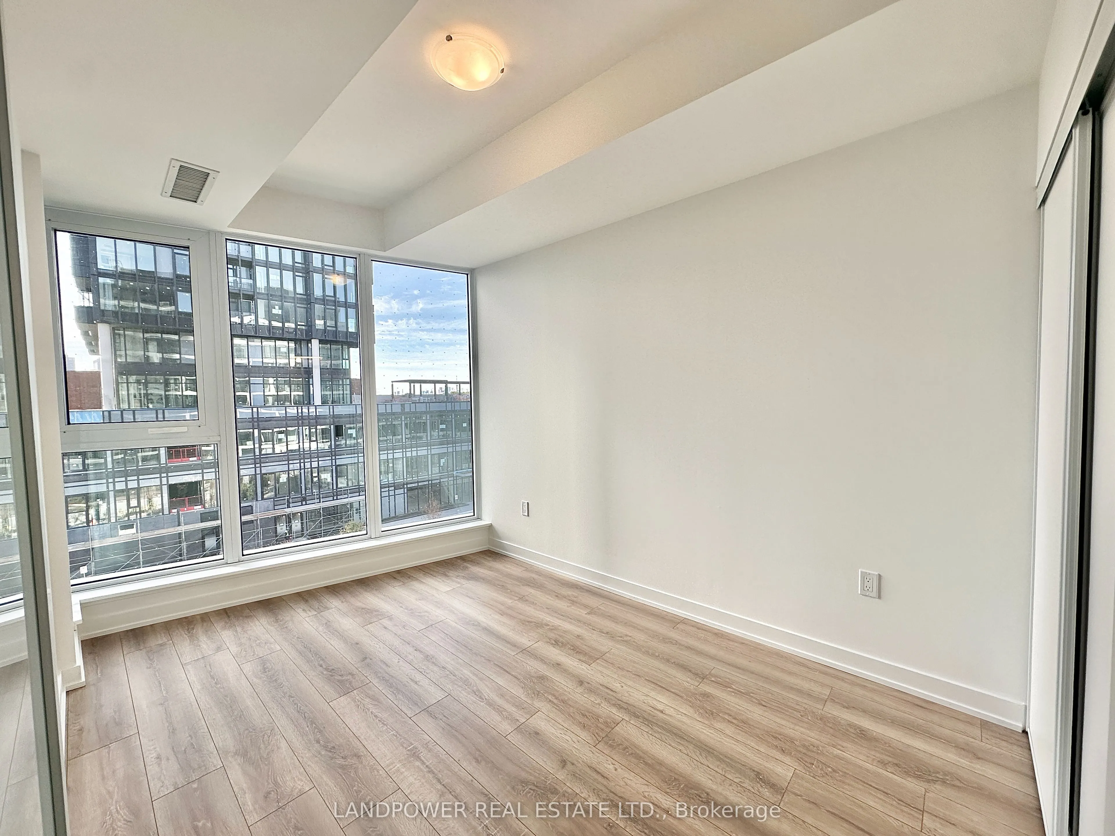 1 Kyle Lowry Road, #430