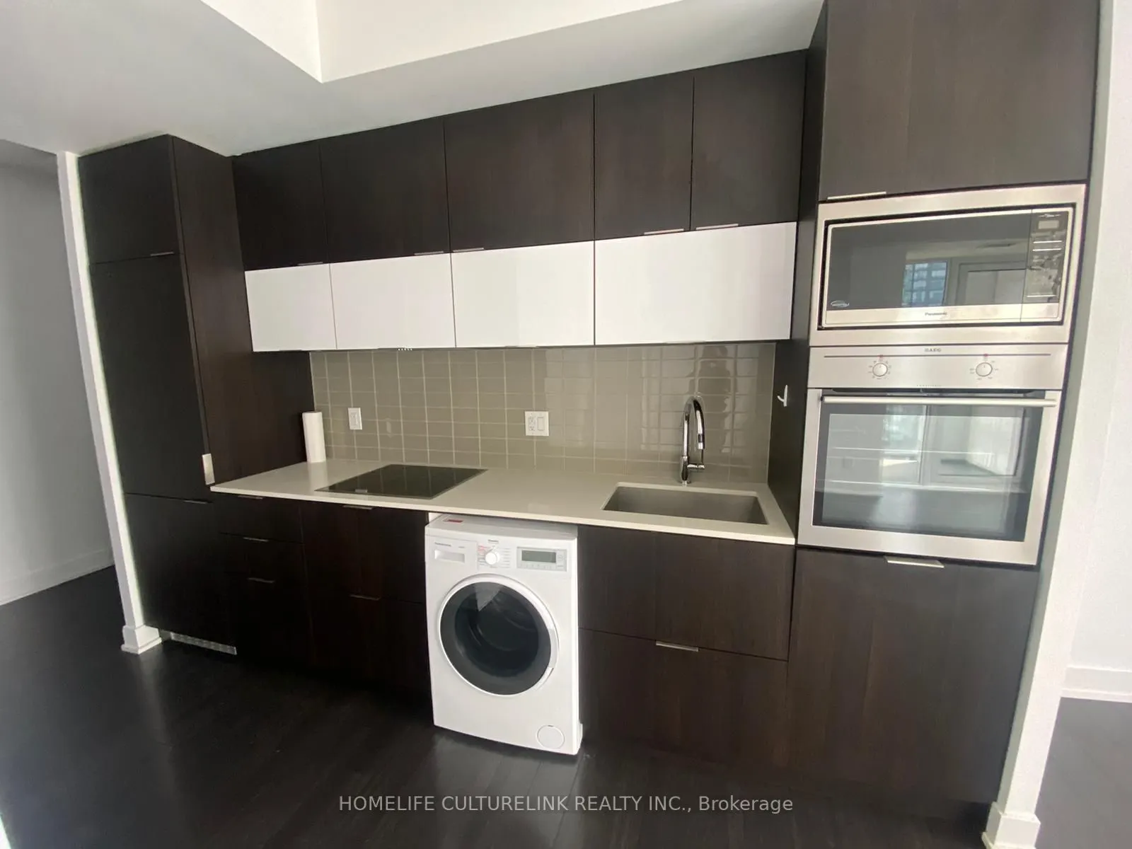 318 Richmond Street W, #1606
