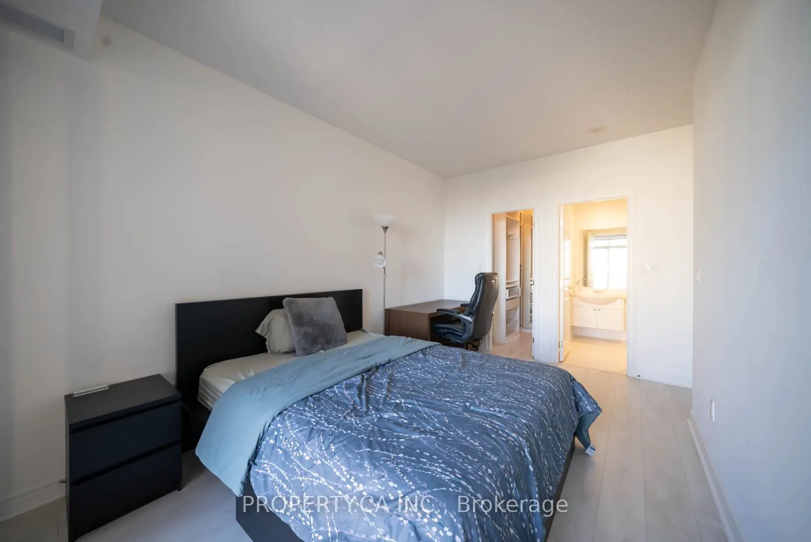 100 Hayden Street, #1103