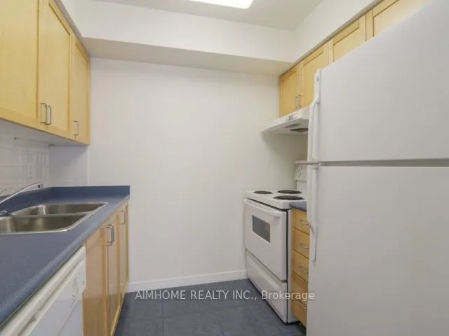 33 Empress Avenue, #2607