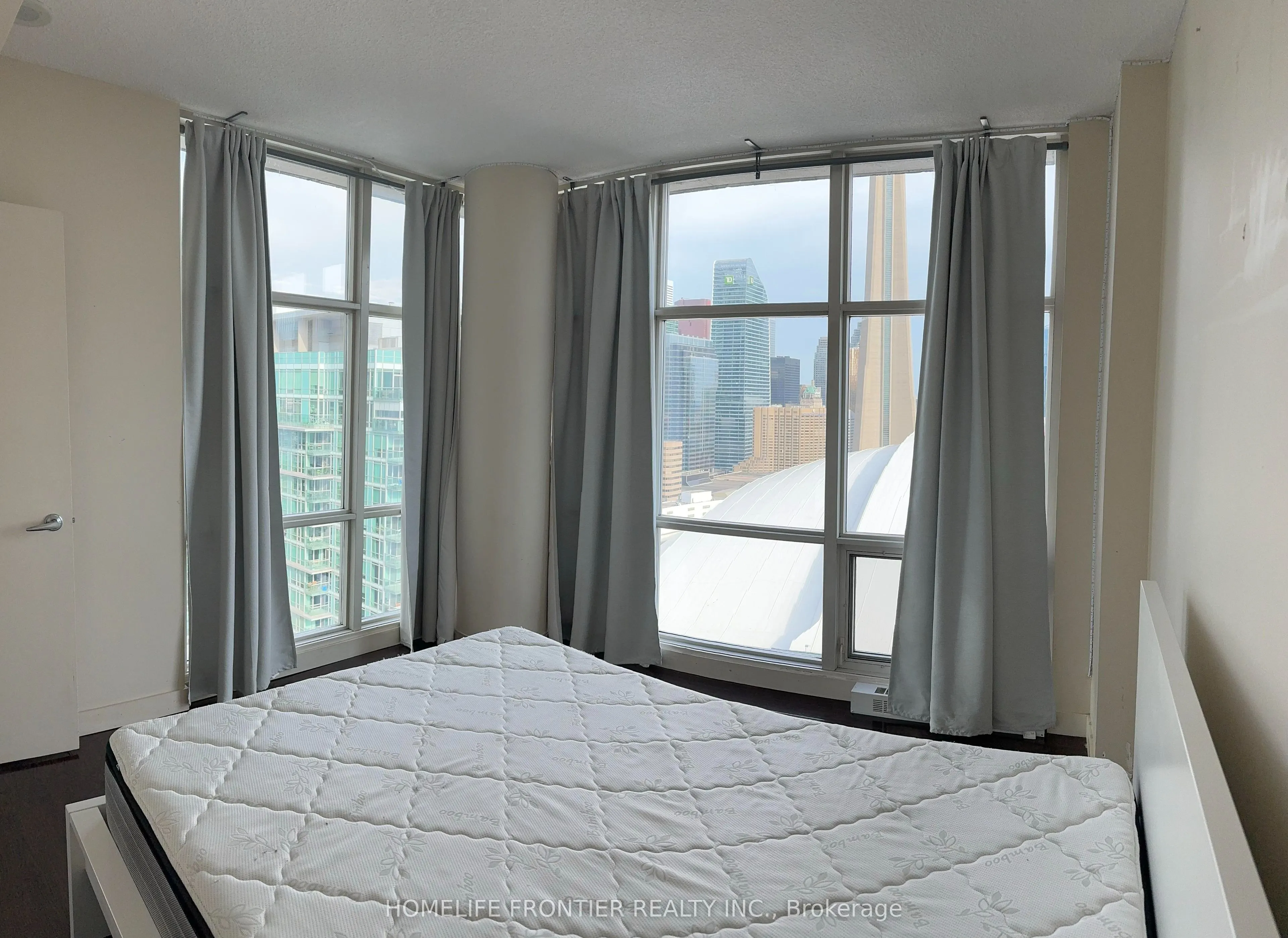 10 Navy Wharf Court, #3806