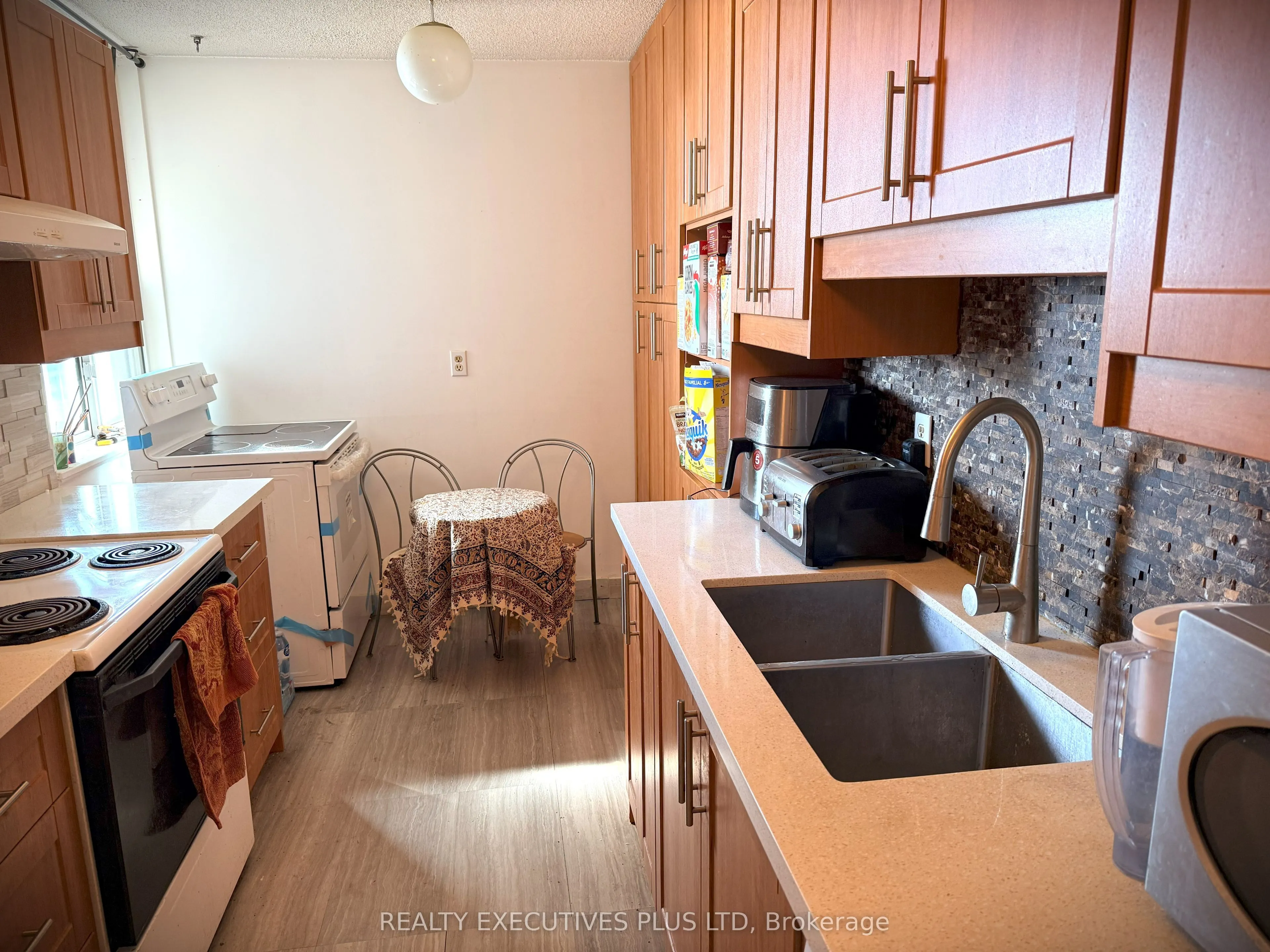 5 Old Sheppard Avenue E, #1610