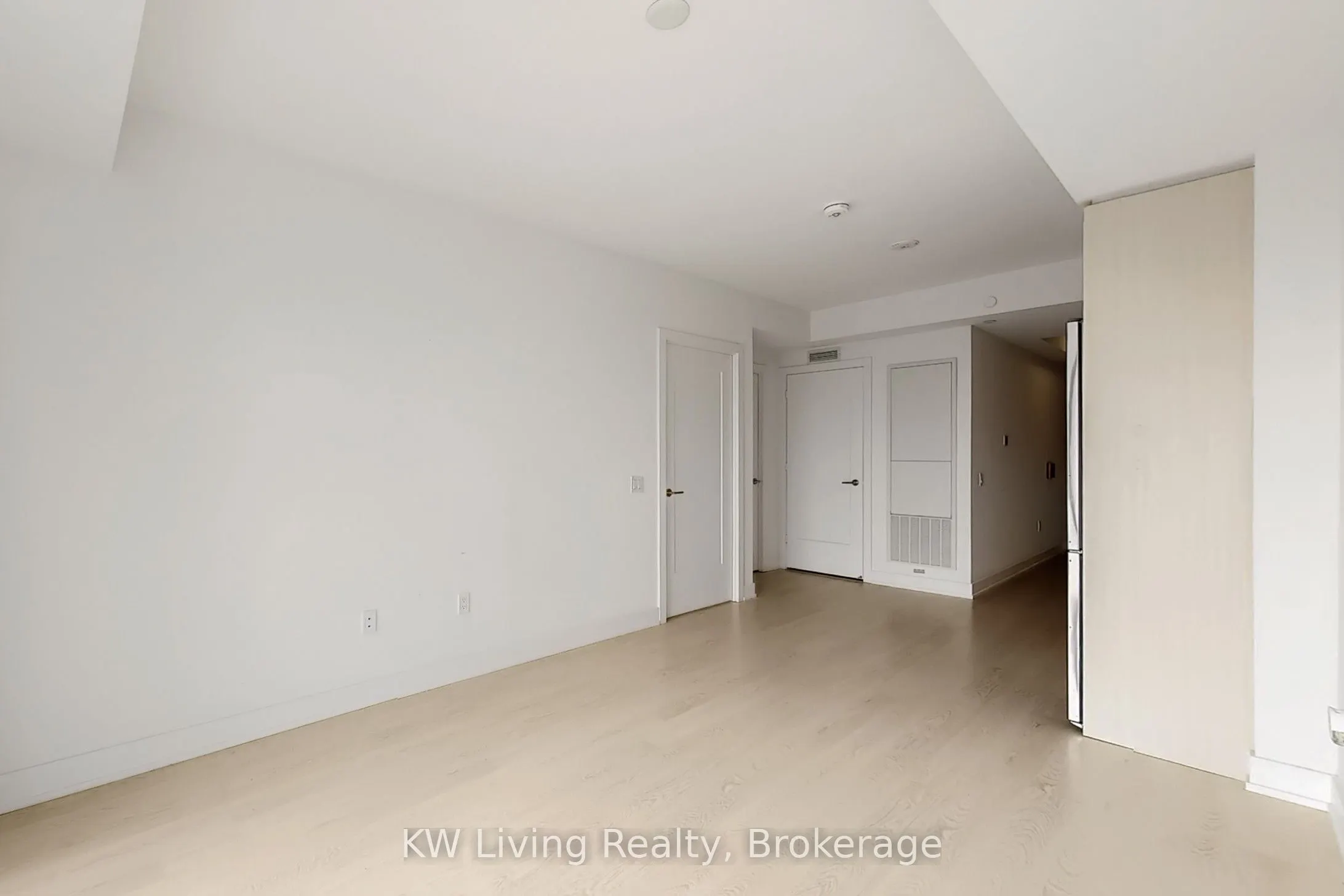 30 Inn on the Park Drive, #1608