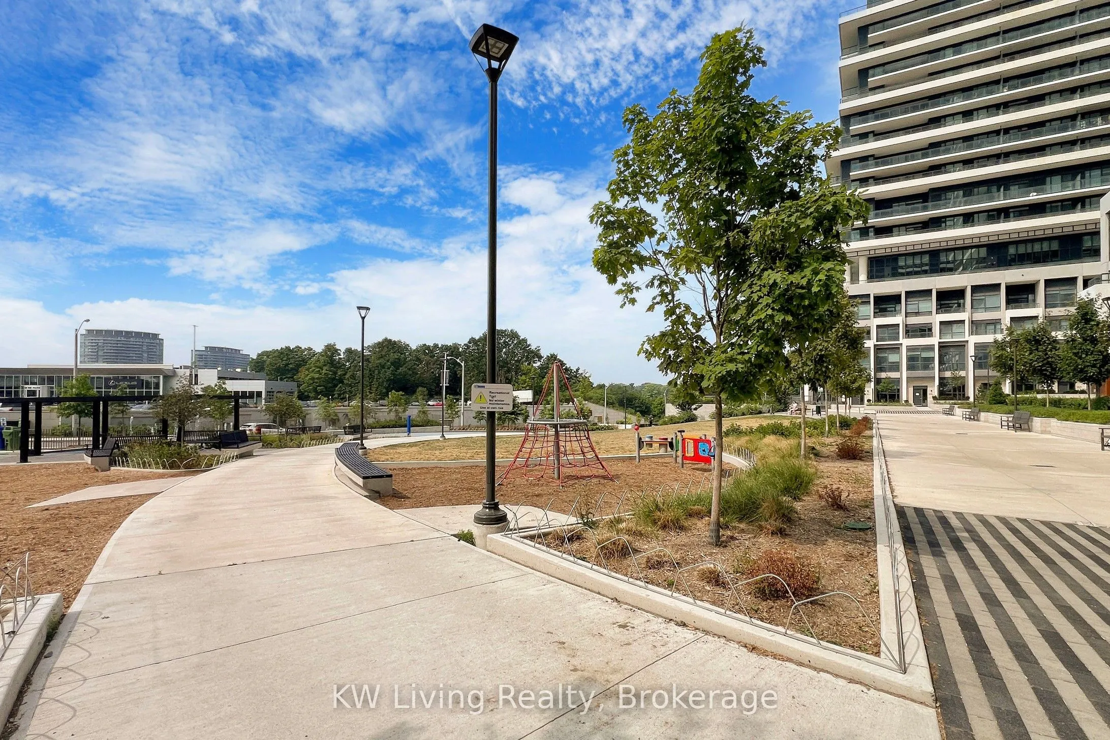 30 Inn on the Park Drive, #1608