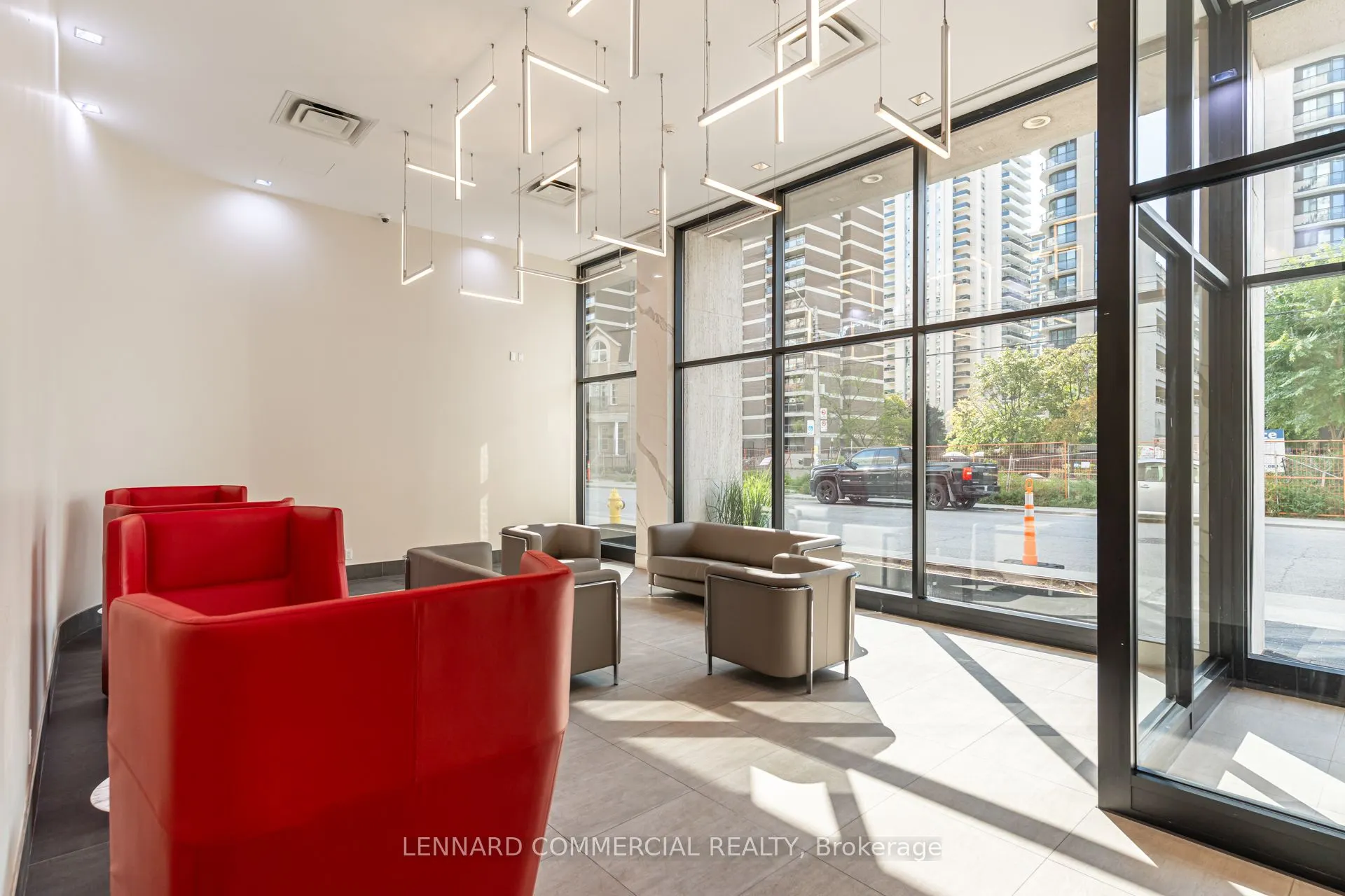 40 Pleasant Boulevard, #1606