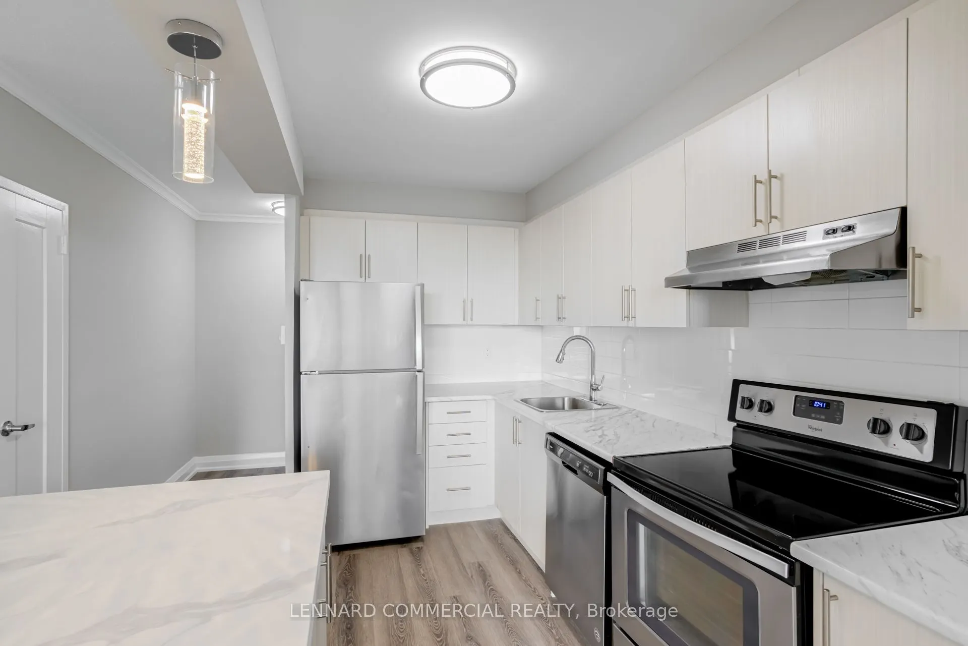 40 Pleasant Boulevard, #1606