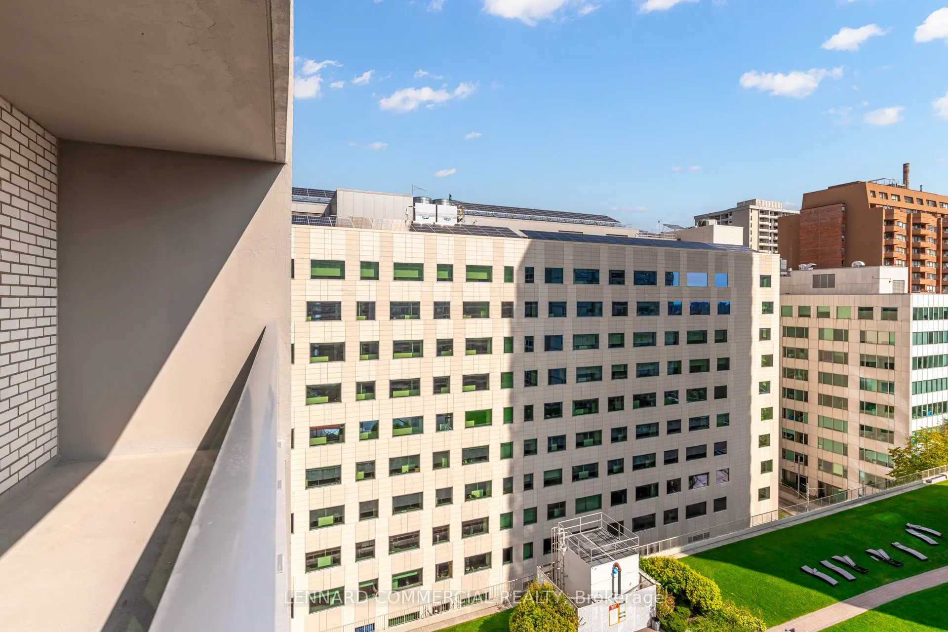 40 Pleasant Boulevard, #1606