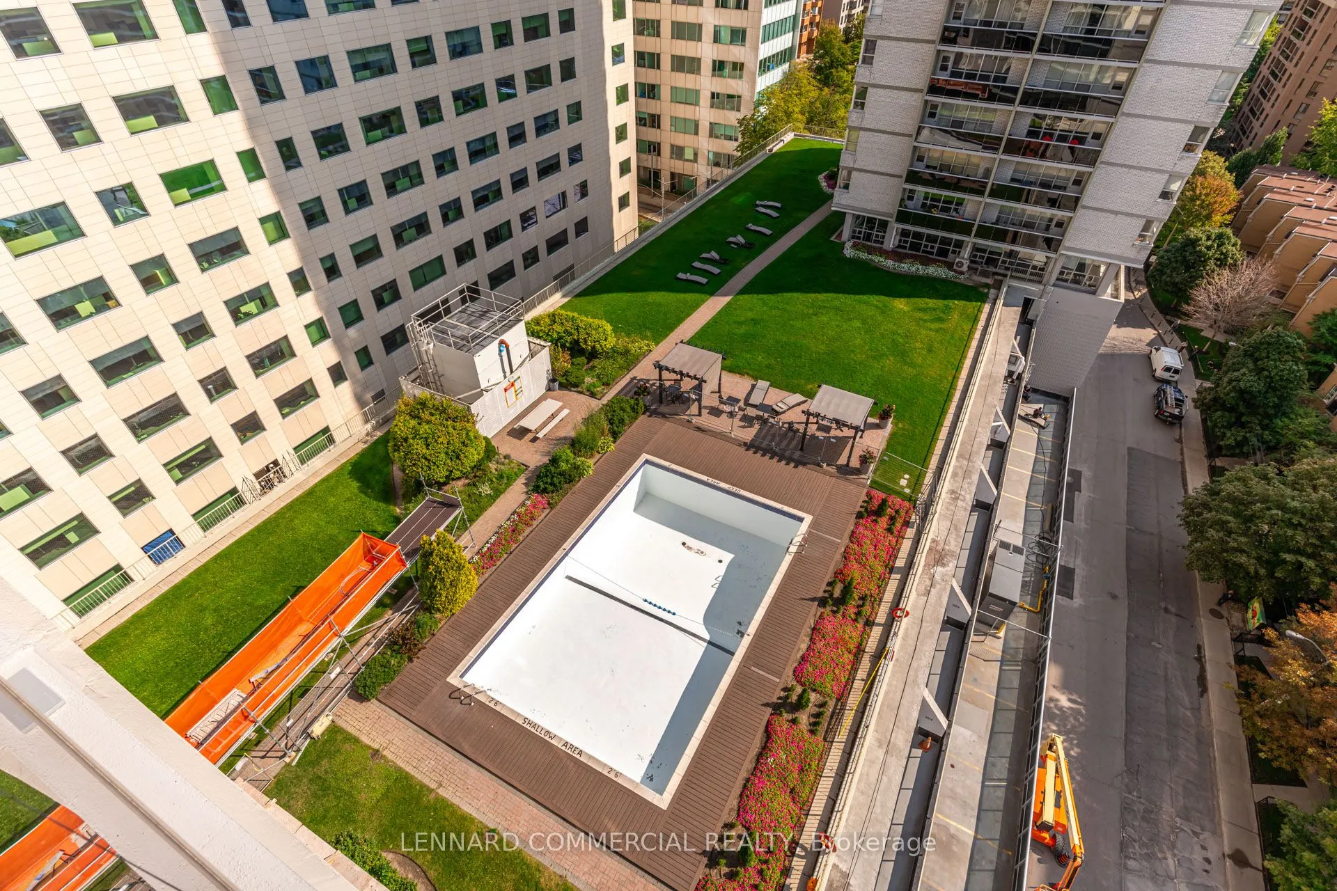 40 Pleasant Boulevard, #1606