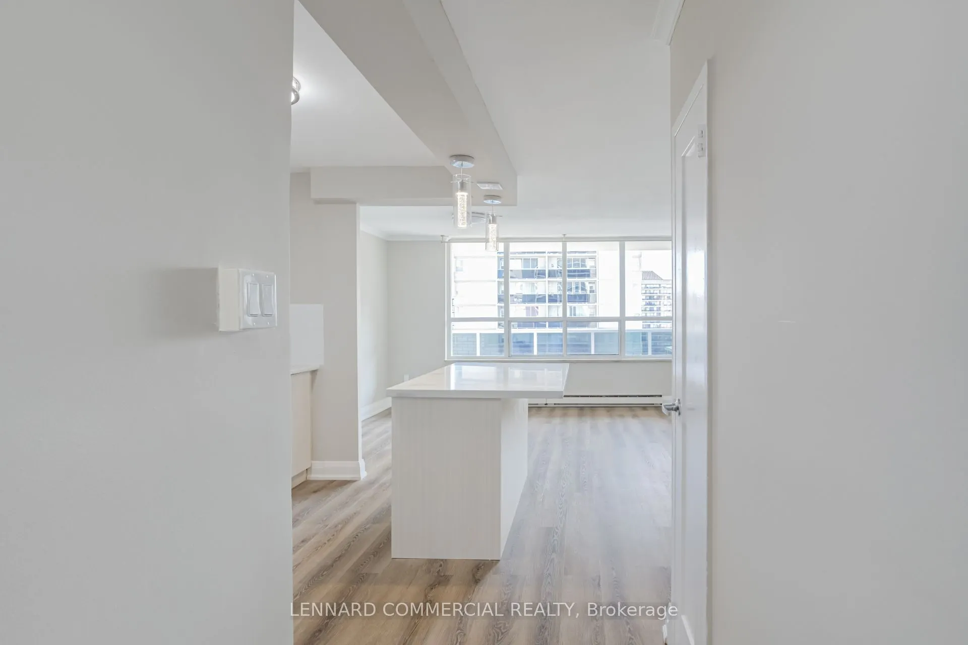 40 Pleasant Boulevard, #1606