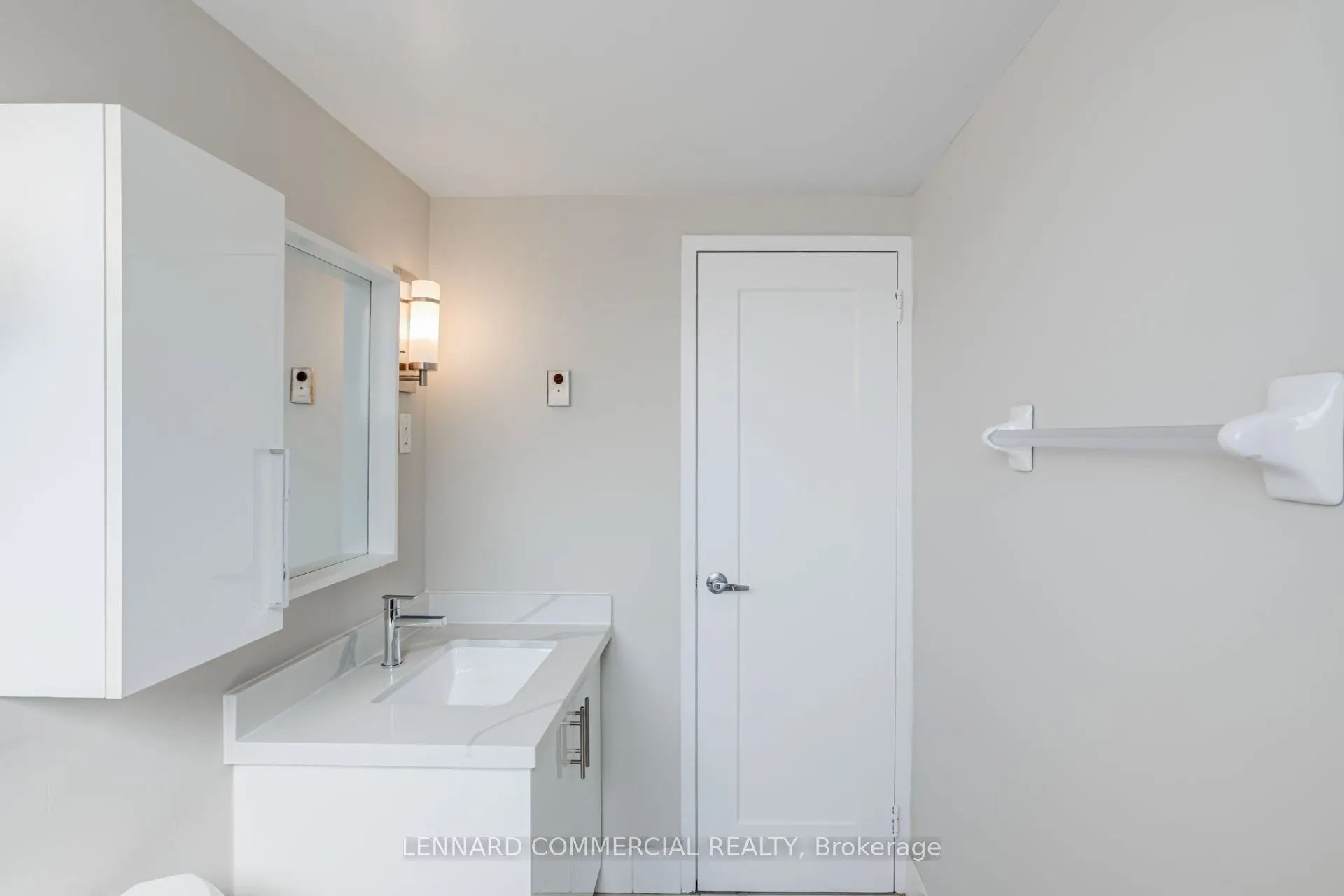 40 Pleasant Boulevard, #1606