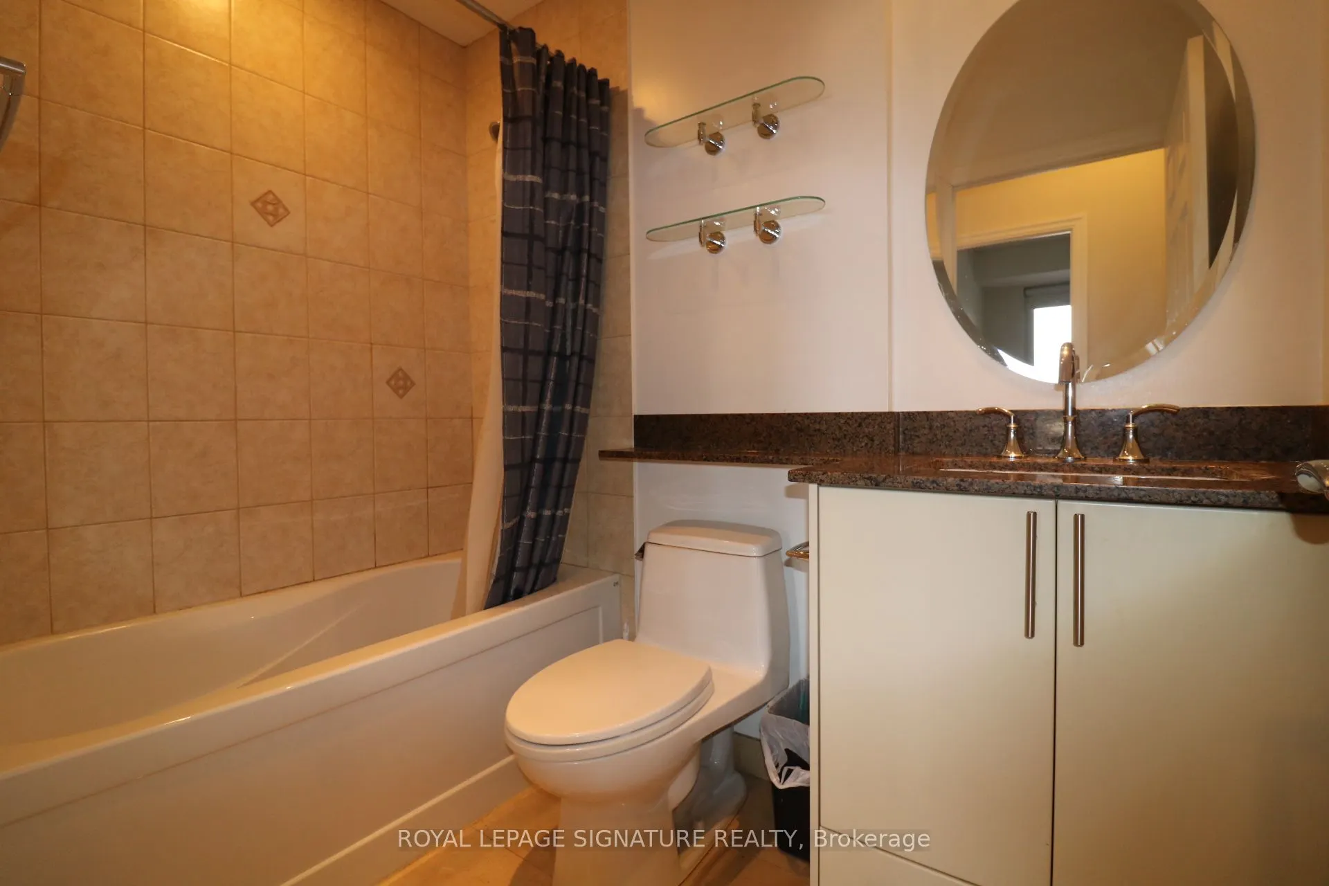 35 Balmuto Street, #1702