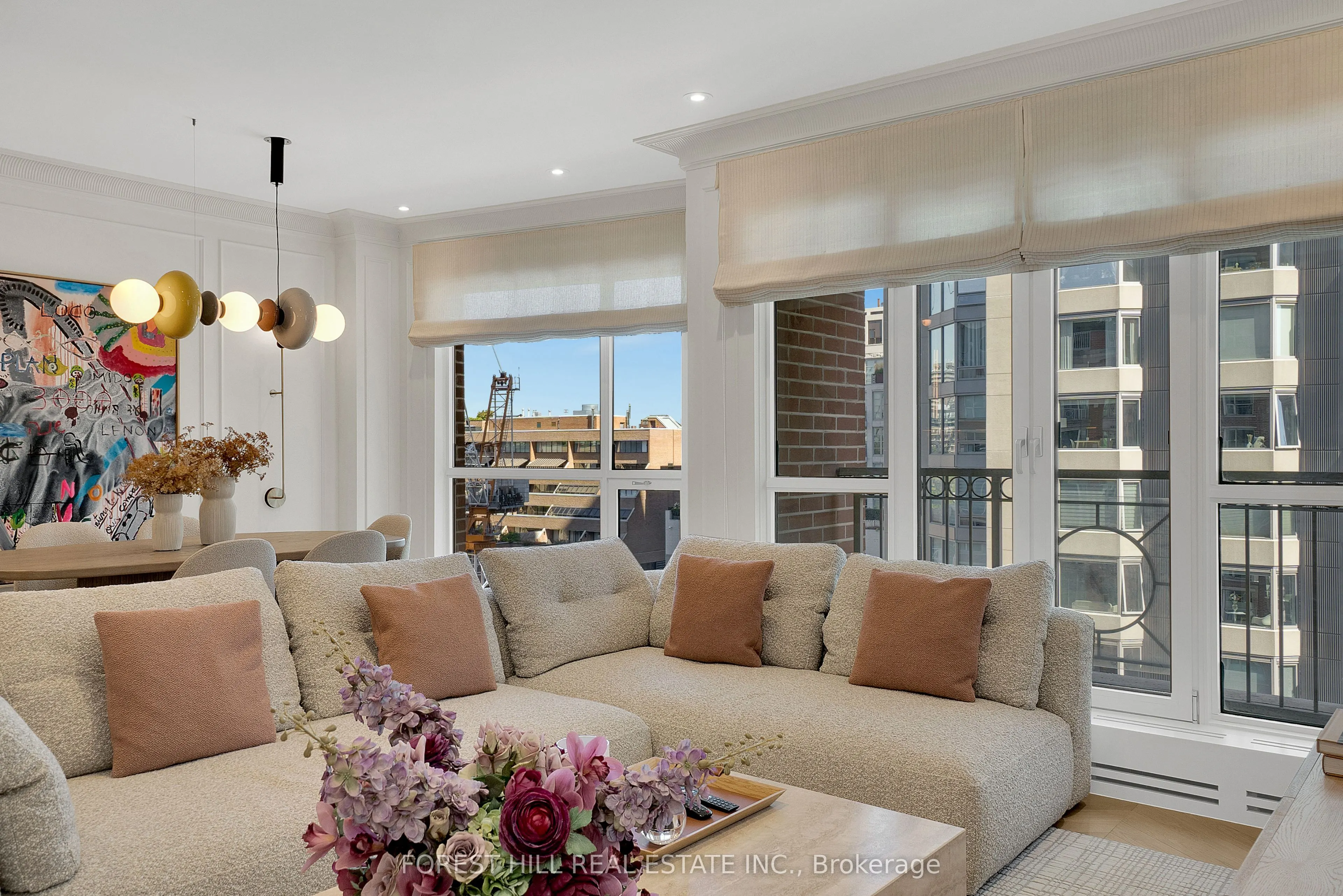 38 Avenue Road, #804