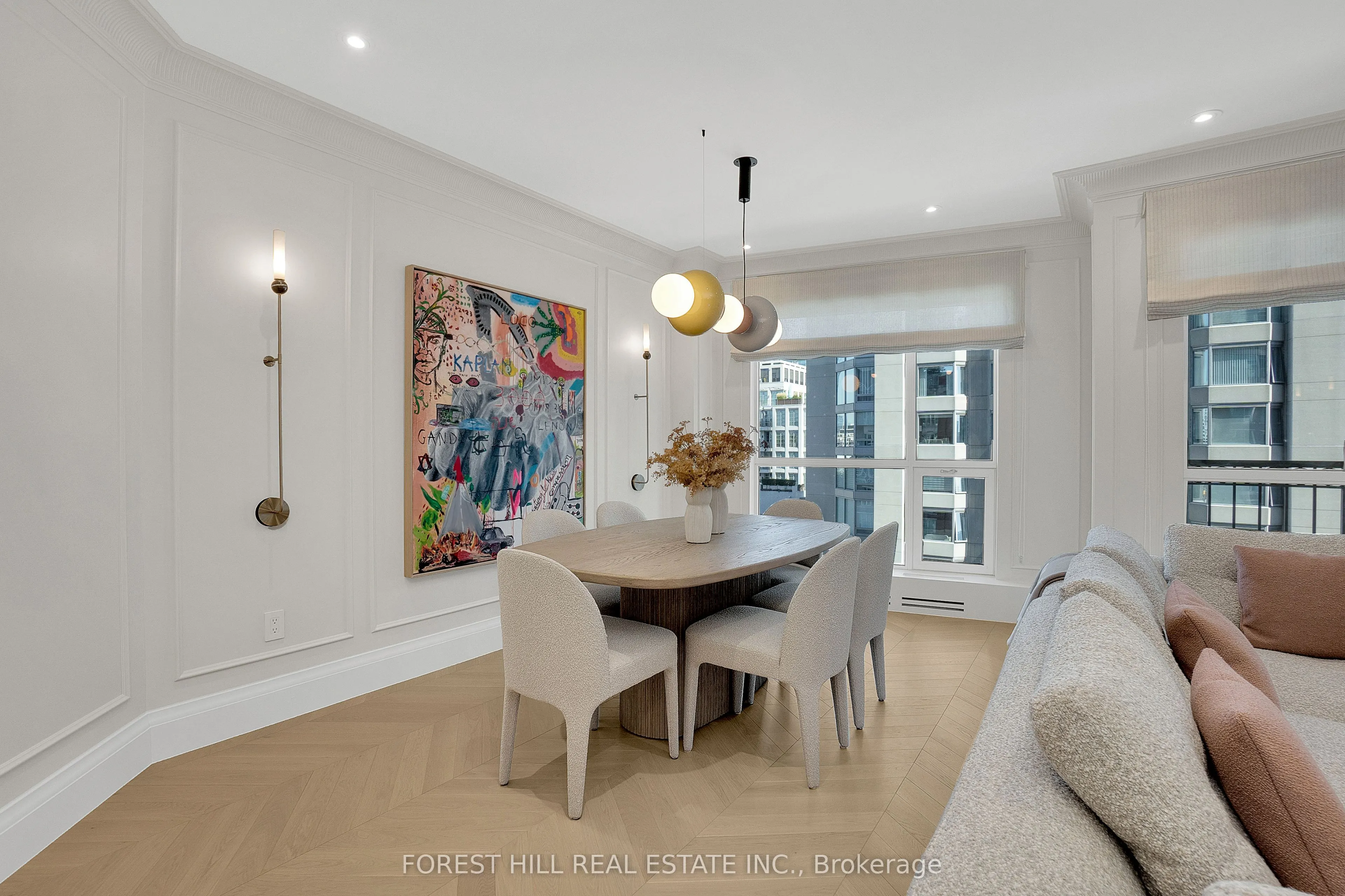 38 Avenue Road, #804