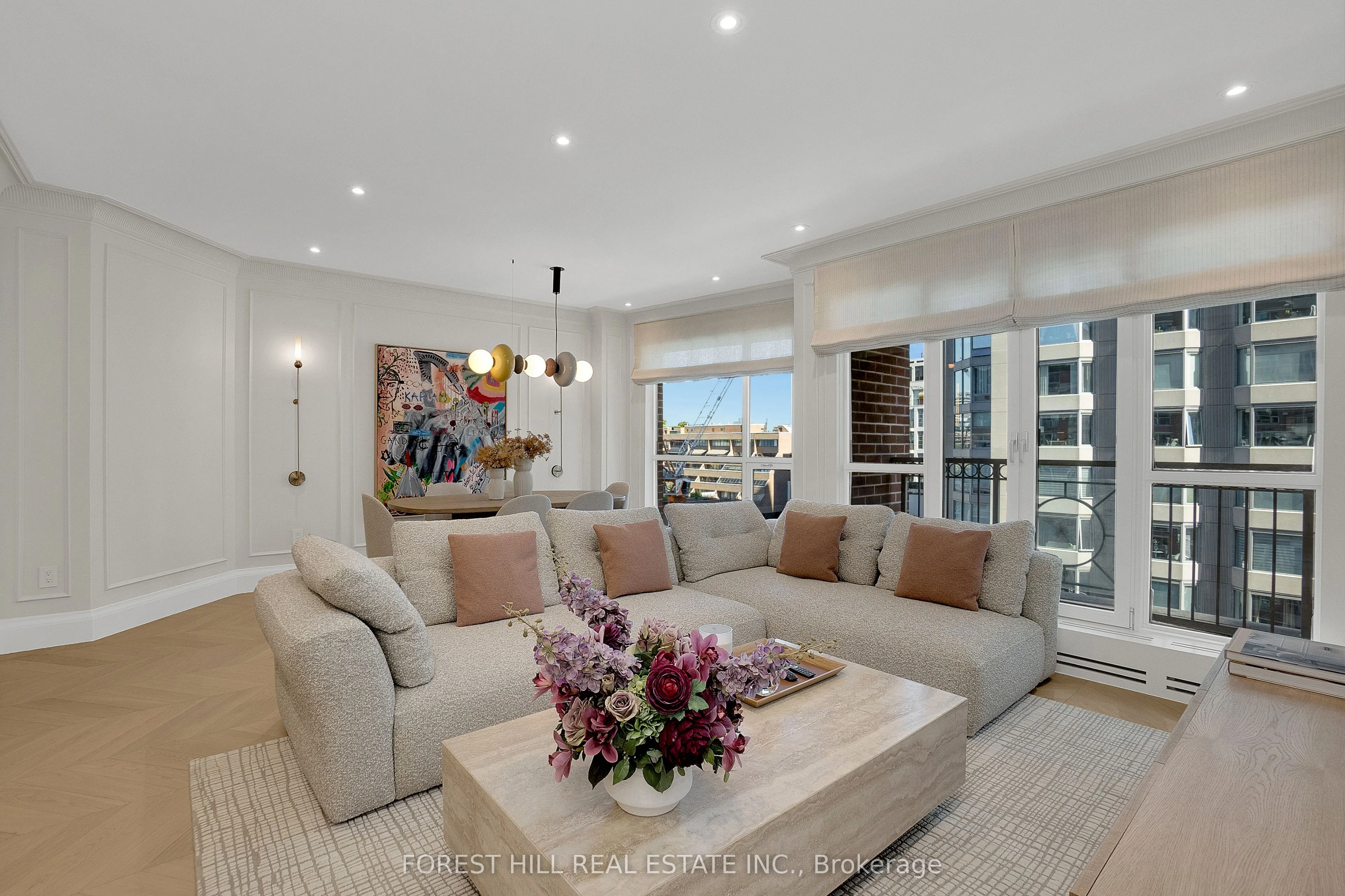 38 Avenue Road, #804