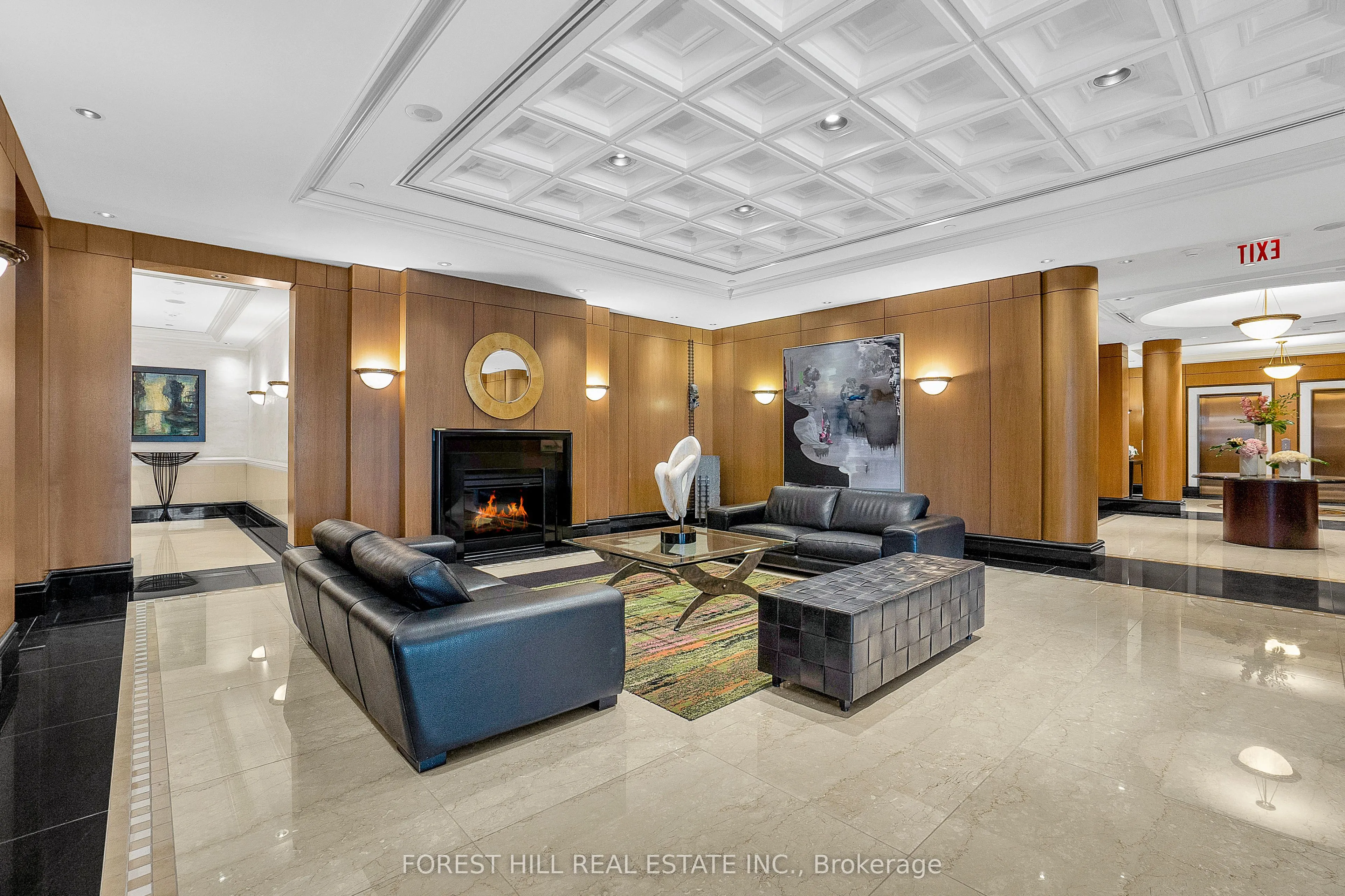 38 Avenue Road, #804