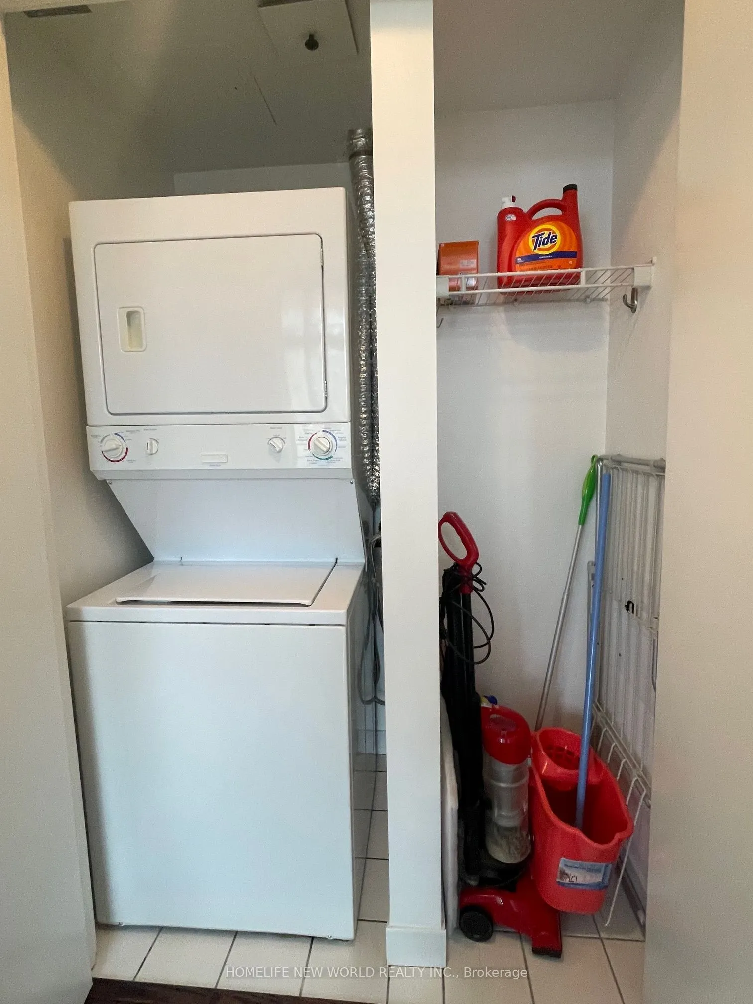 33 Charles Street E, #2109