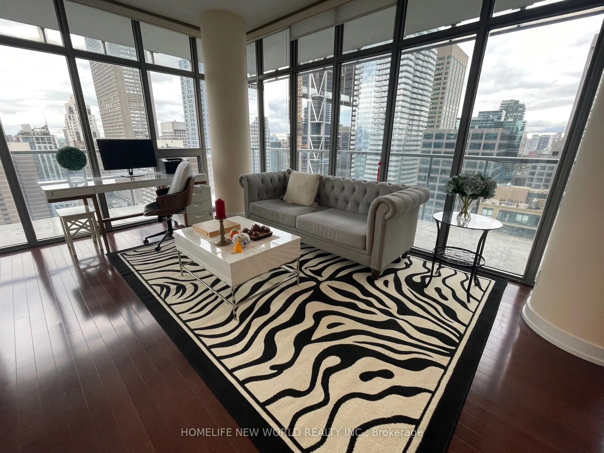 33 Charles Street E, #2109