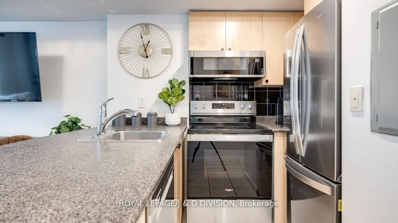219 Fort York Boulevard, #615