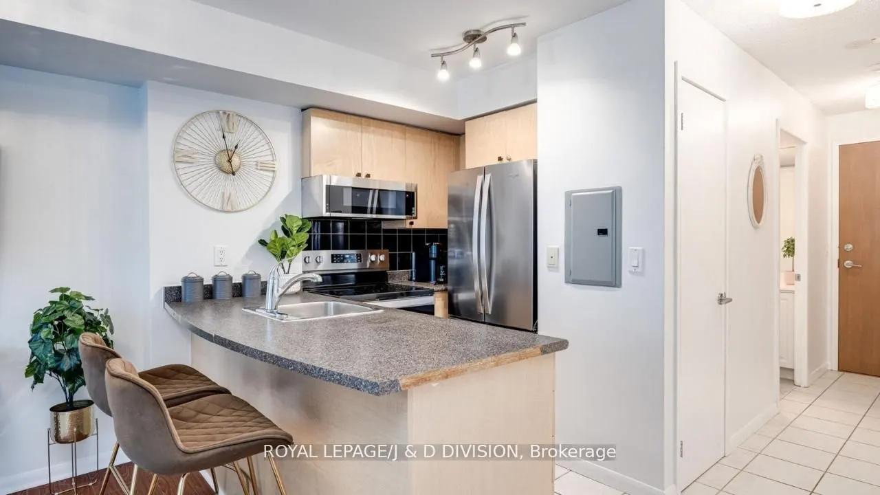 219 Fort York Boulevard, #615