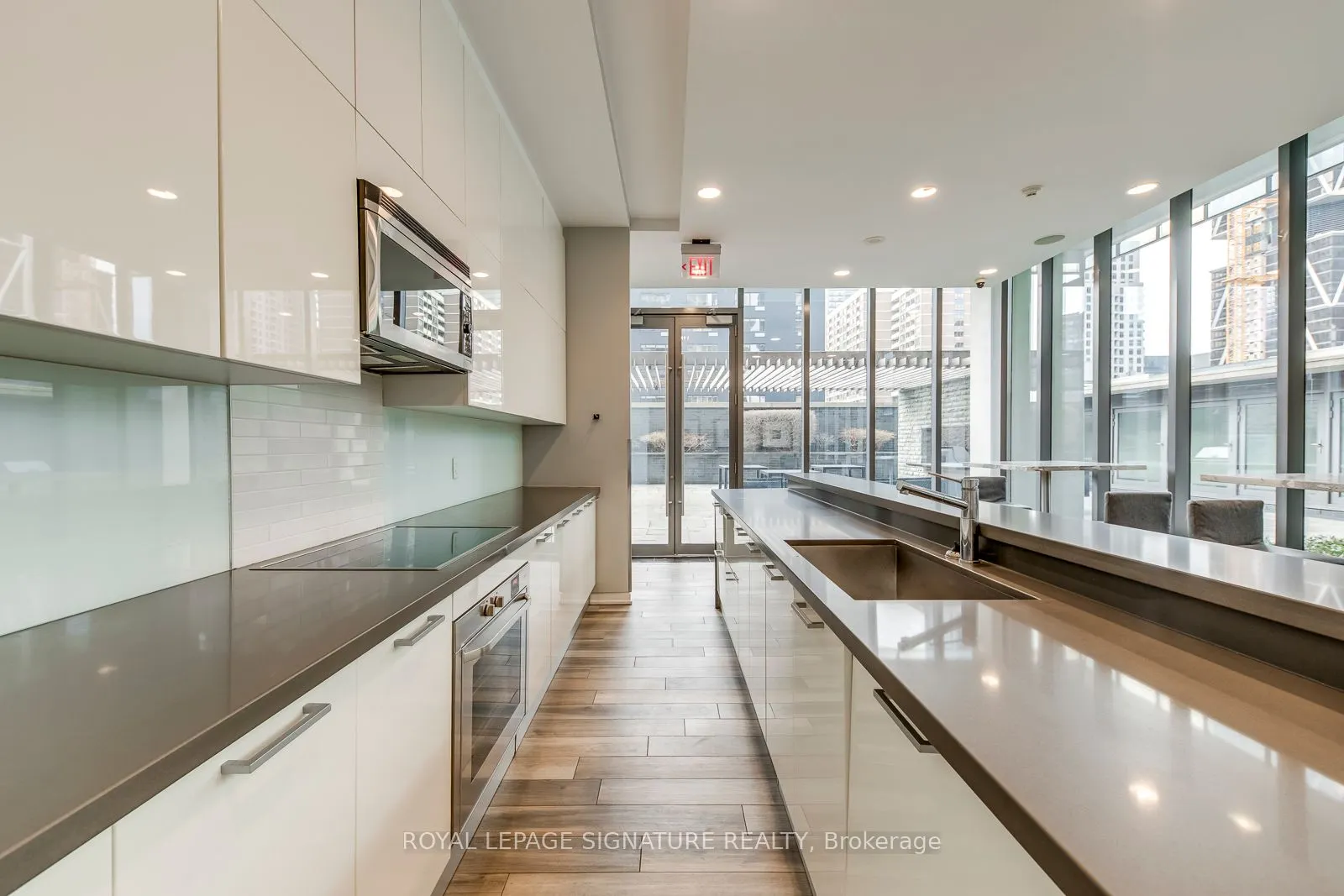 33 Charles Street E, #3001
