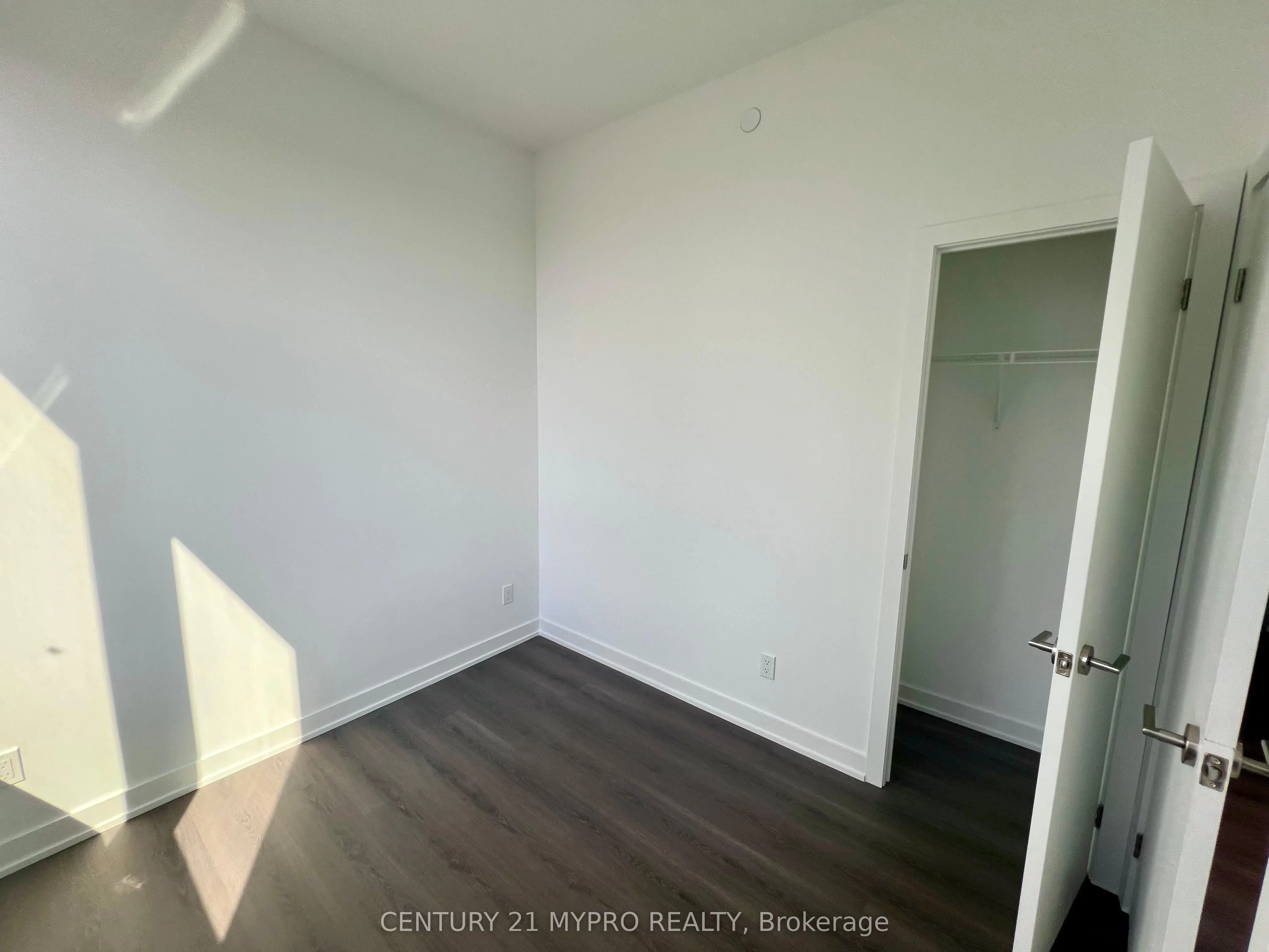 8 Wellesley Street W, #3616