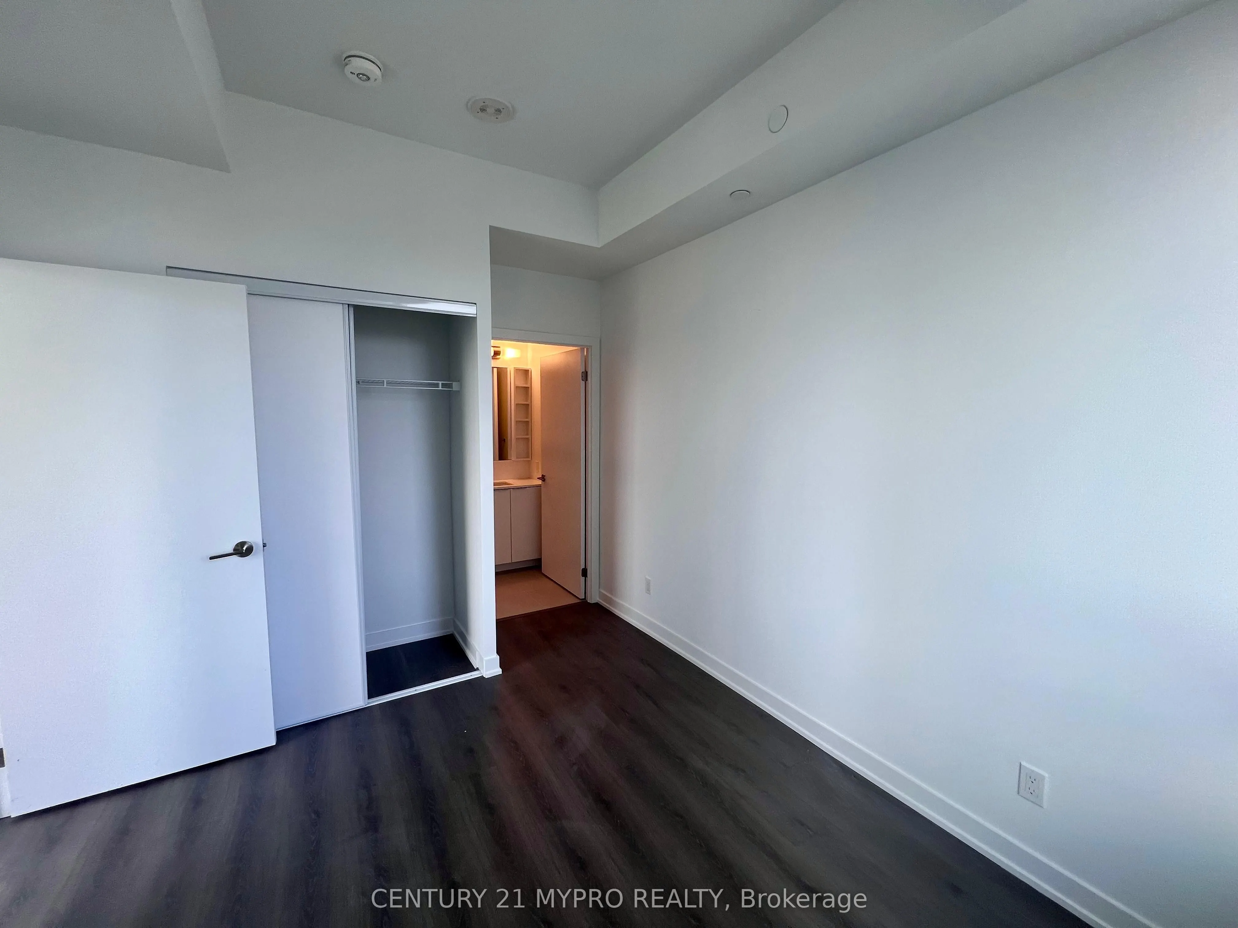 8 Wellesley Street W, #3616