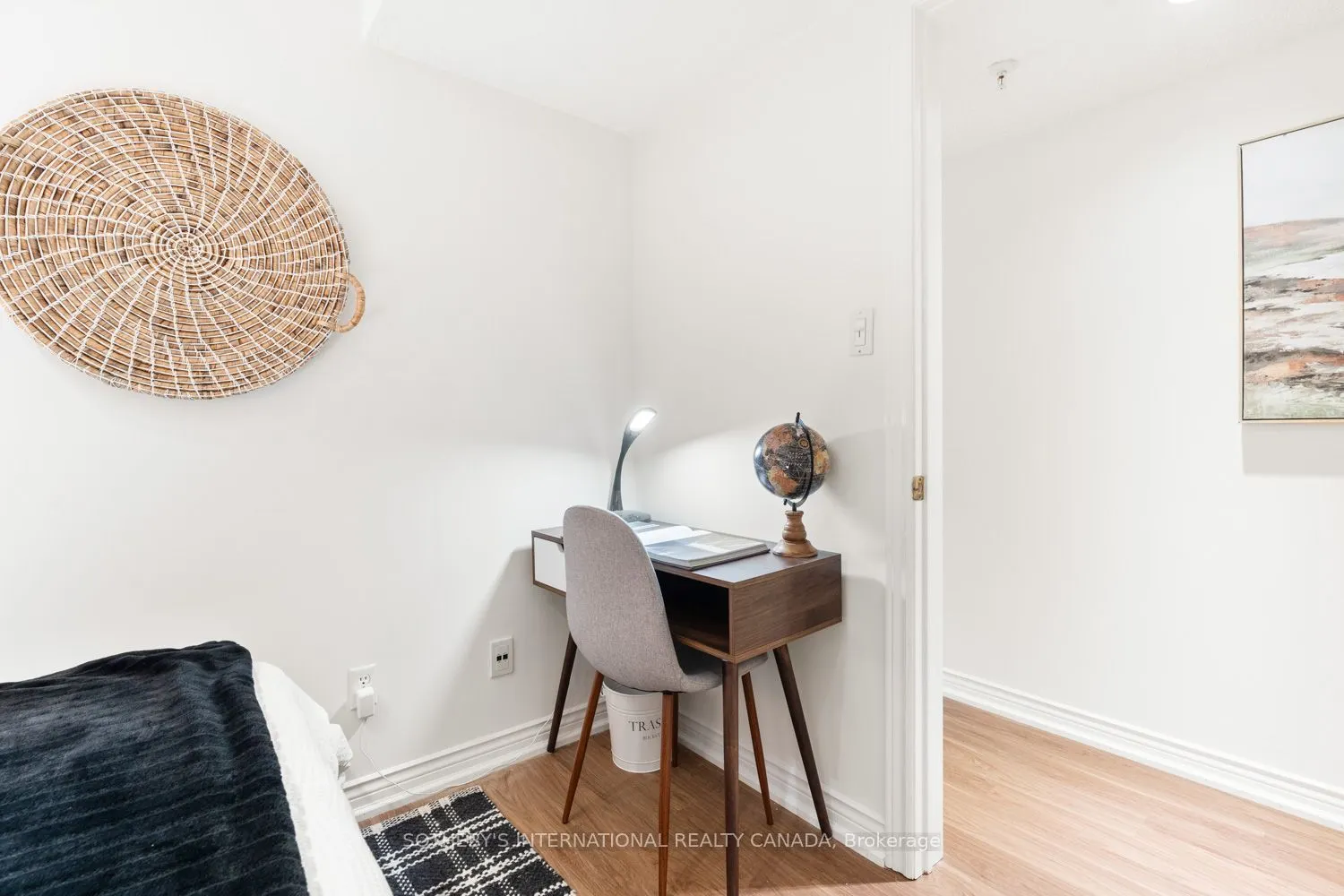 217 St. George Street, #6