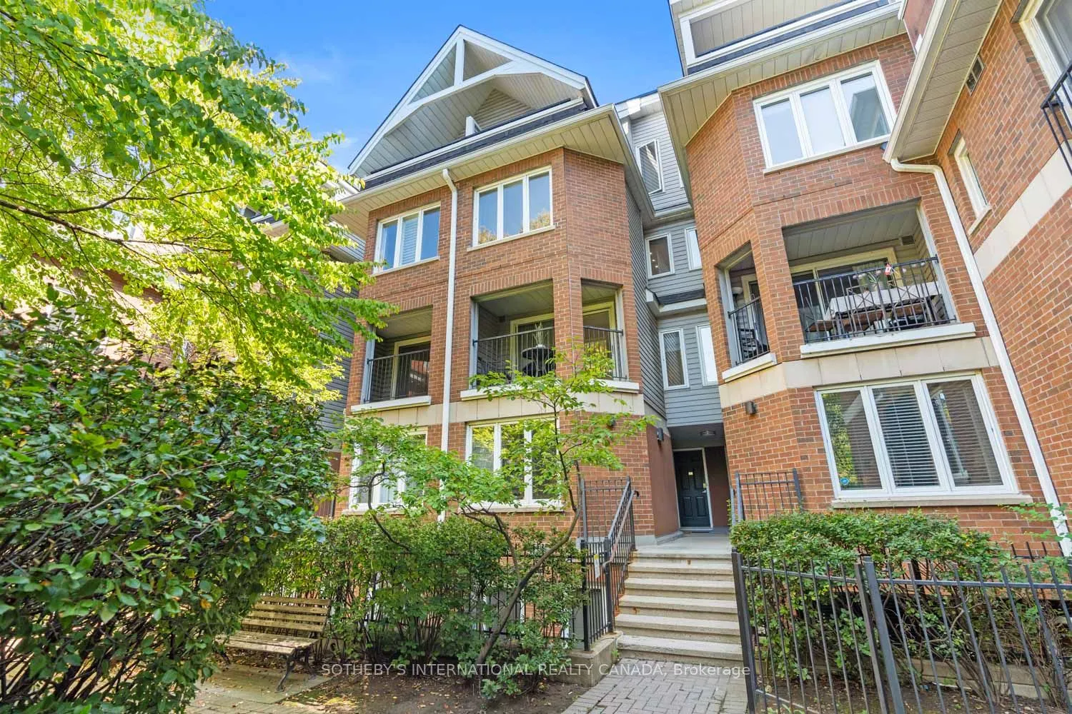 217 St. George Street, #6