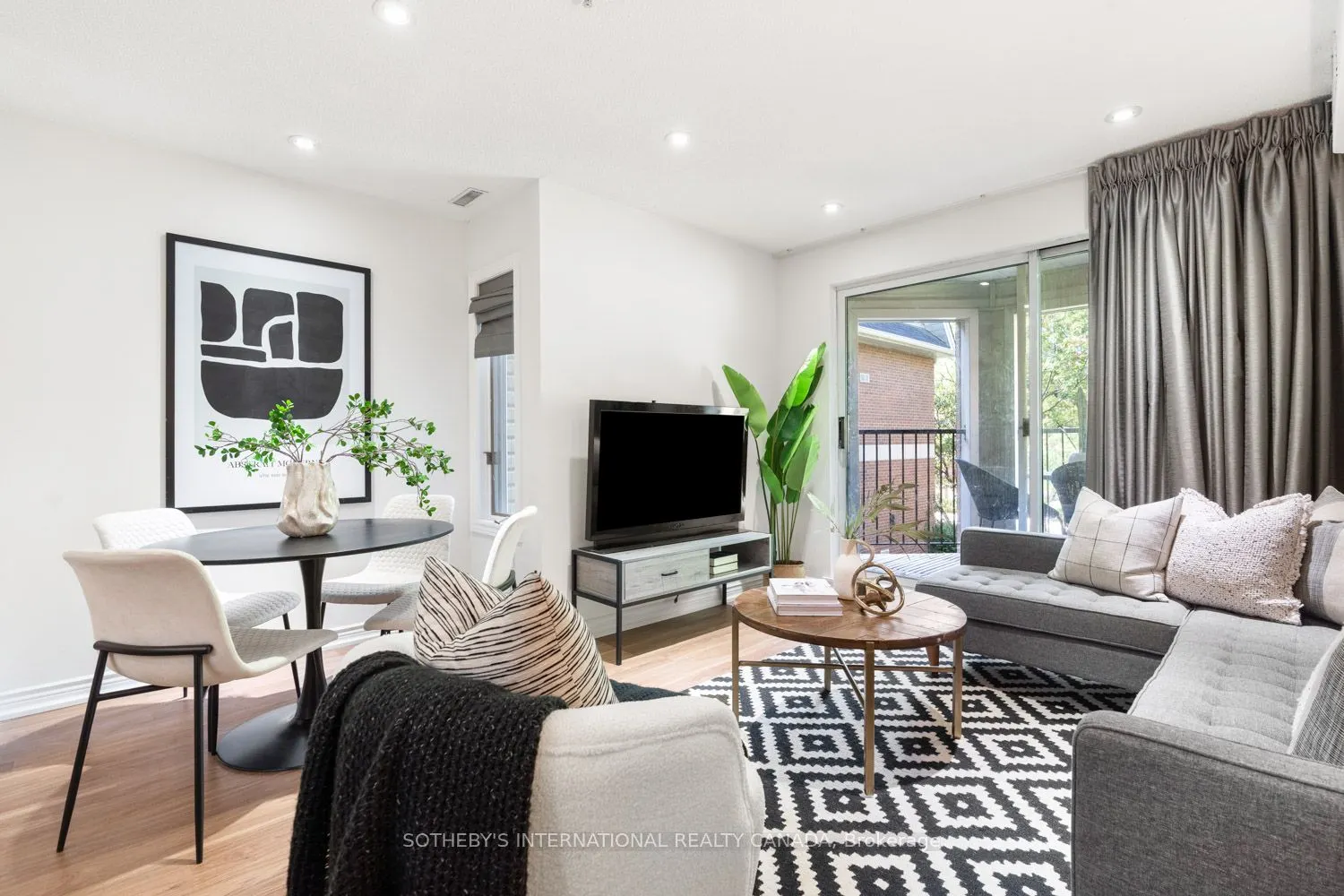 217 St. George Street, #6