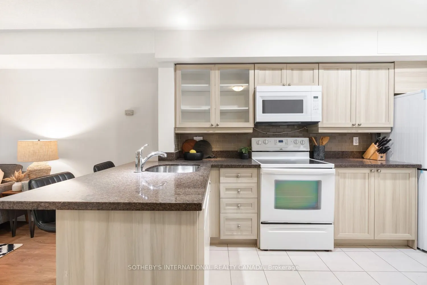 217 St. George Street, #6