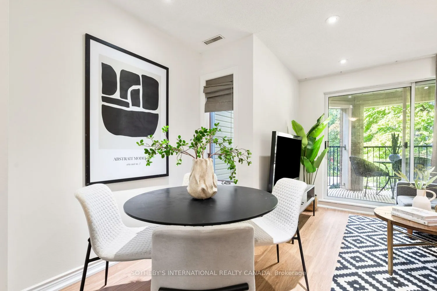 217 St. George Street, #6