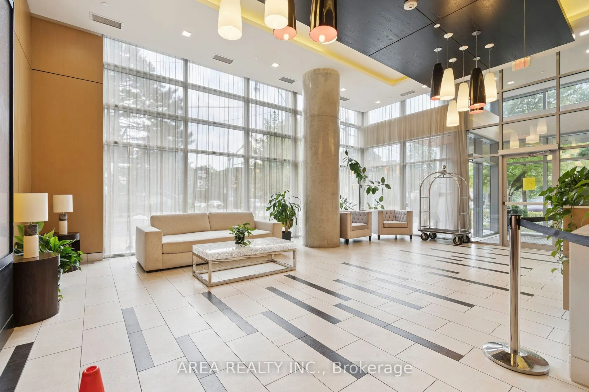 58 Orchard View Boulevard, #1910