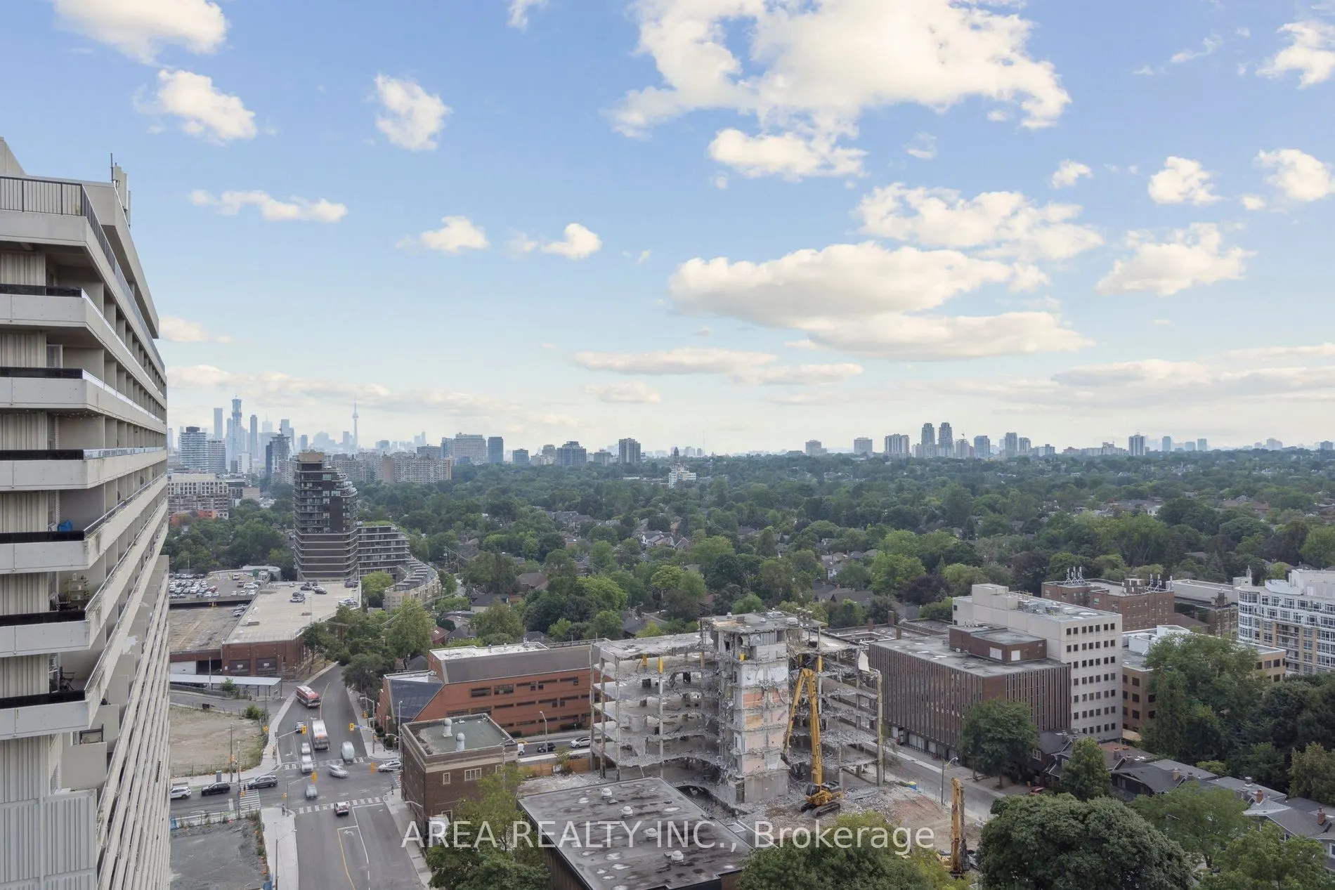 58 Orchard View Boulevard, #1910