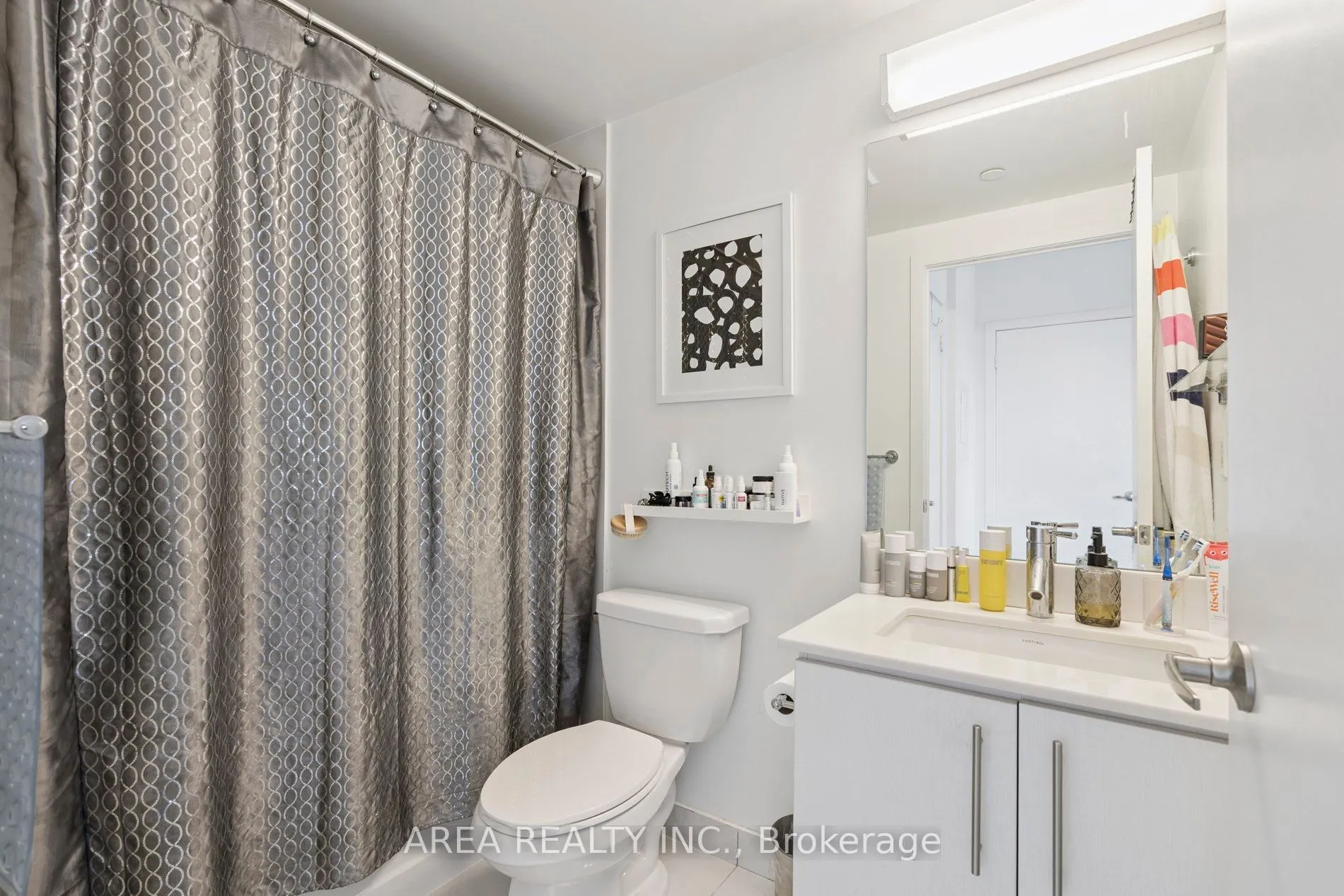 58 Orchard View Boulevard, #1910