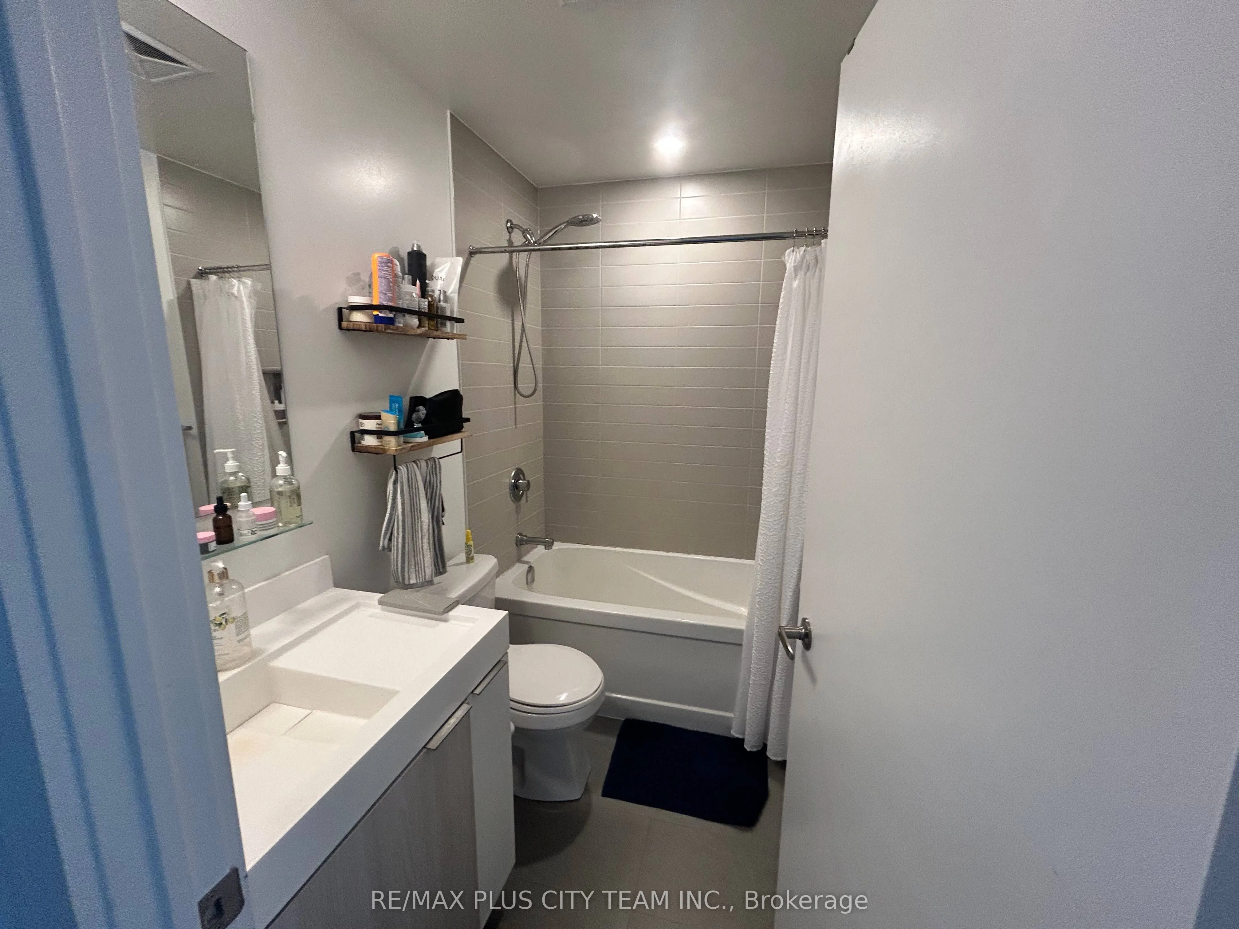 20 Tubman Avenue, #2503