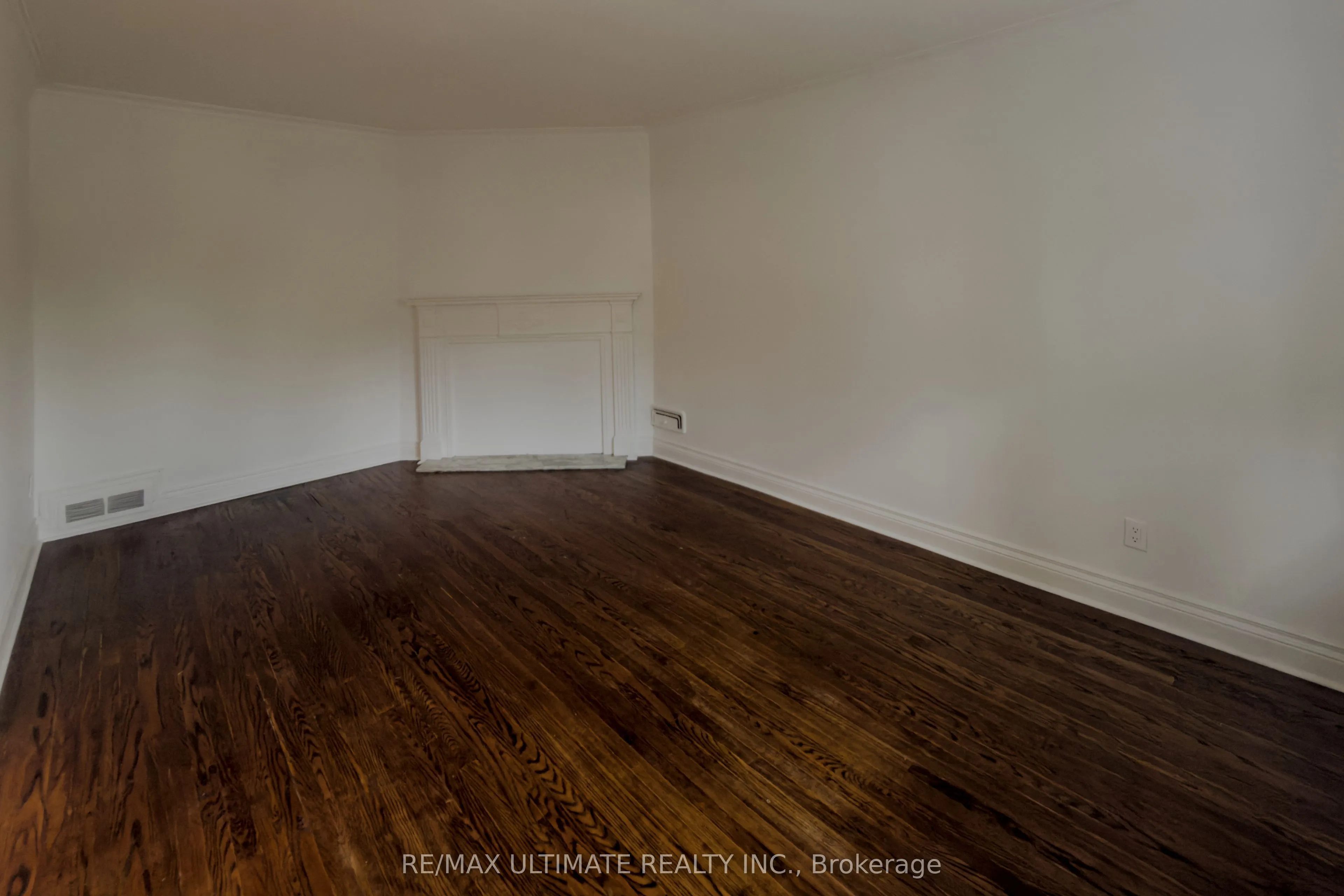 110 De Quincy Boulevard