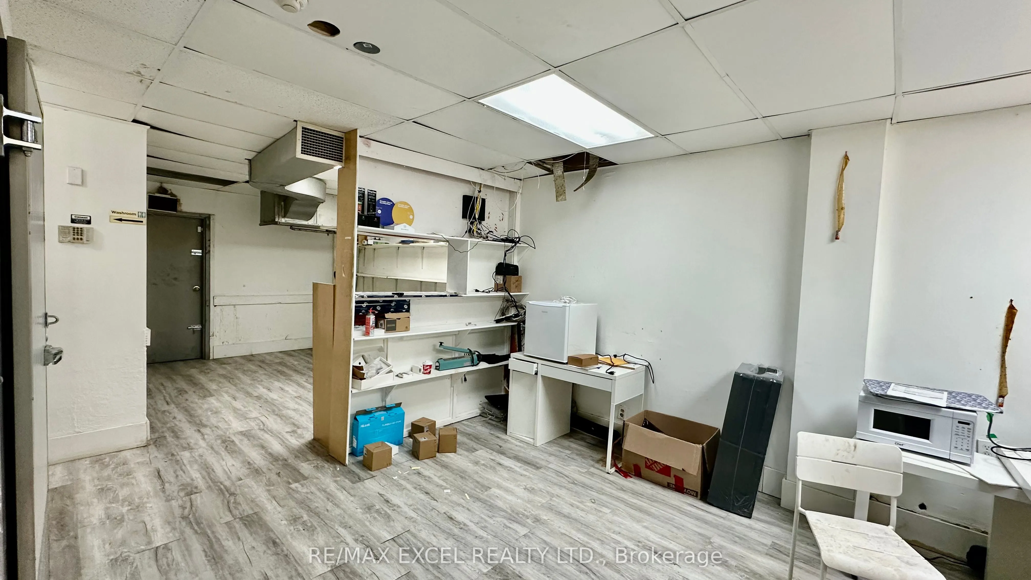 357 Spadina Avenue, #Lower