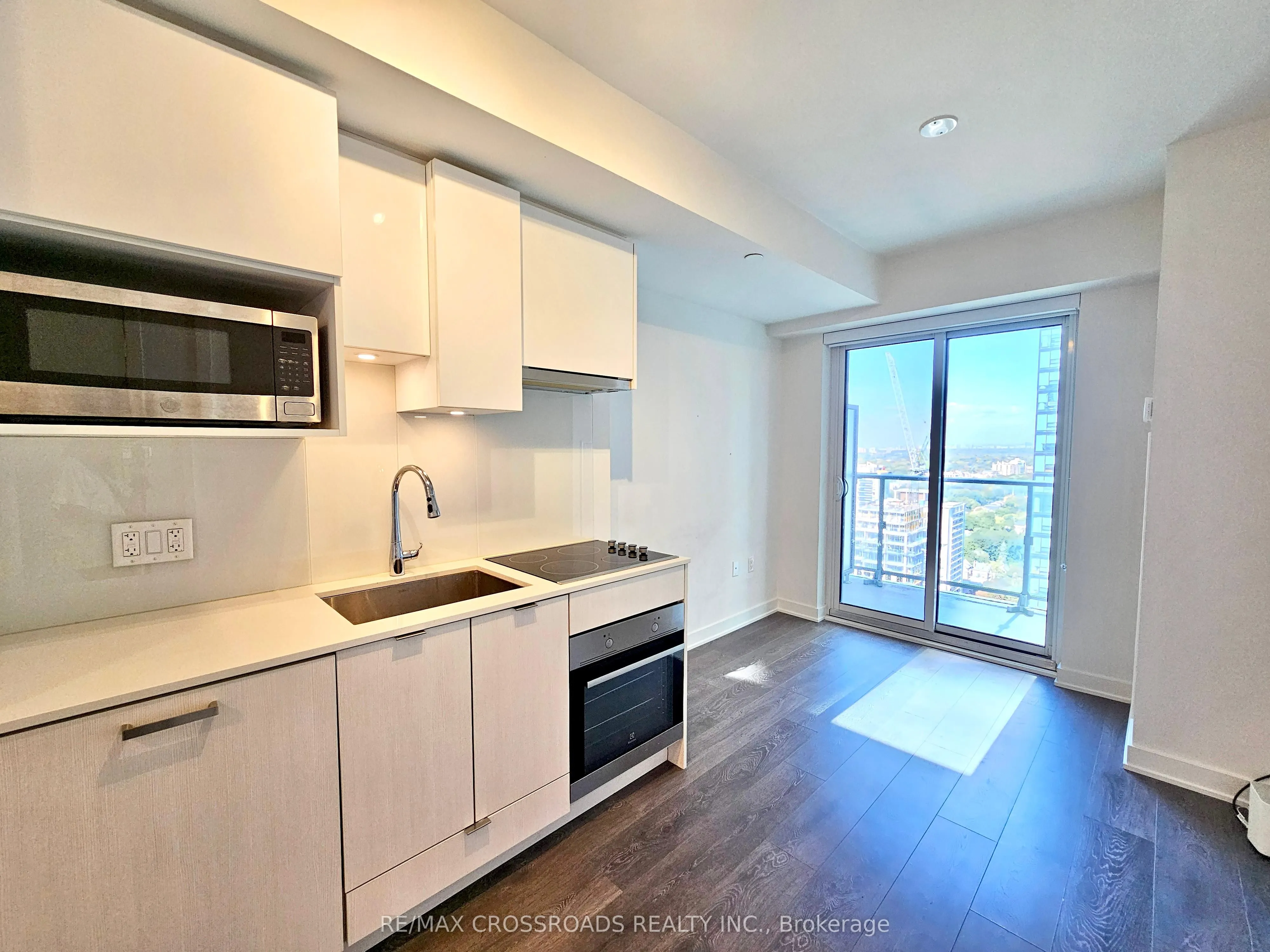 195 Redpath Avenue, #3113 ST