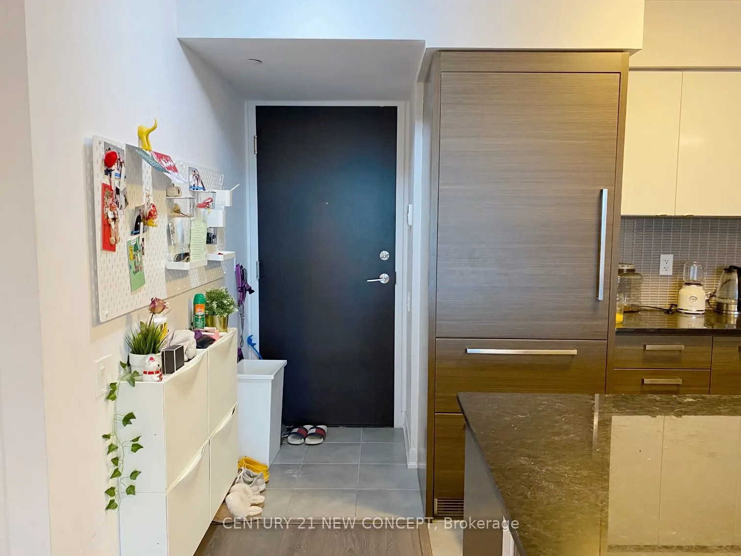 5168 Yonge Street W, #1811