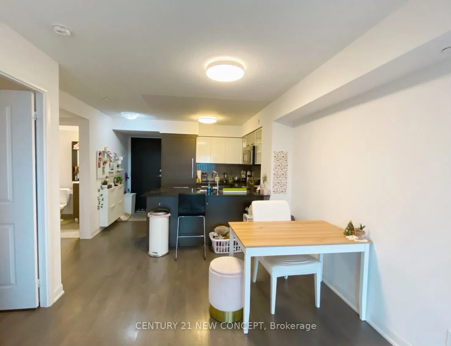 5168 Yonge Street W, #1811