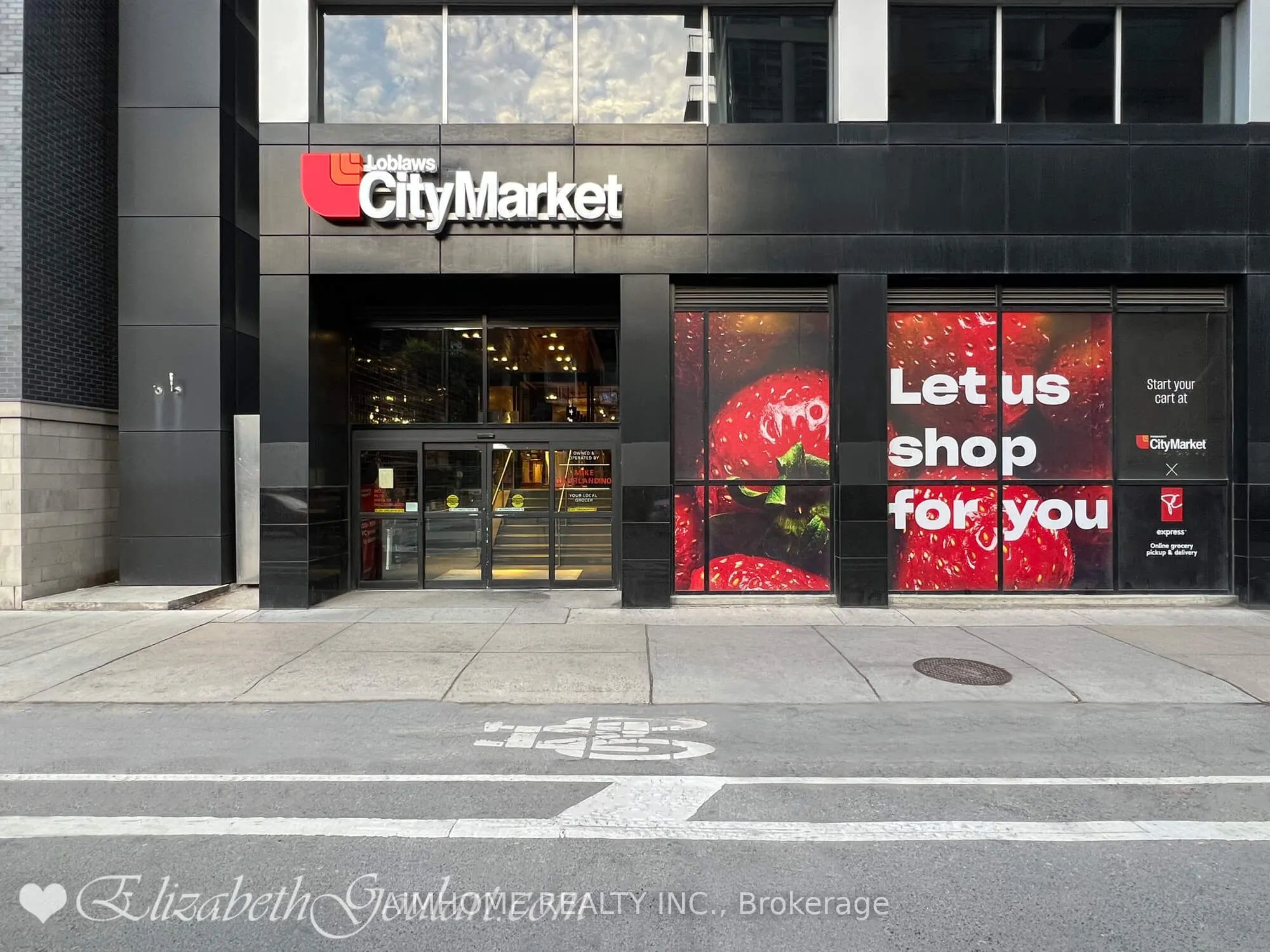 108 PETER Street, #1721