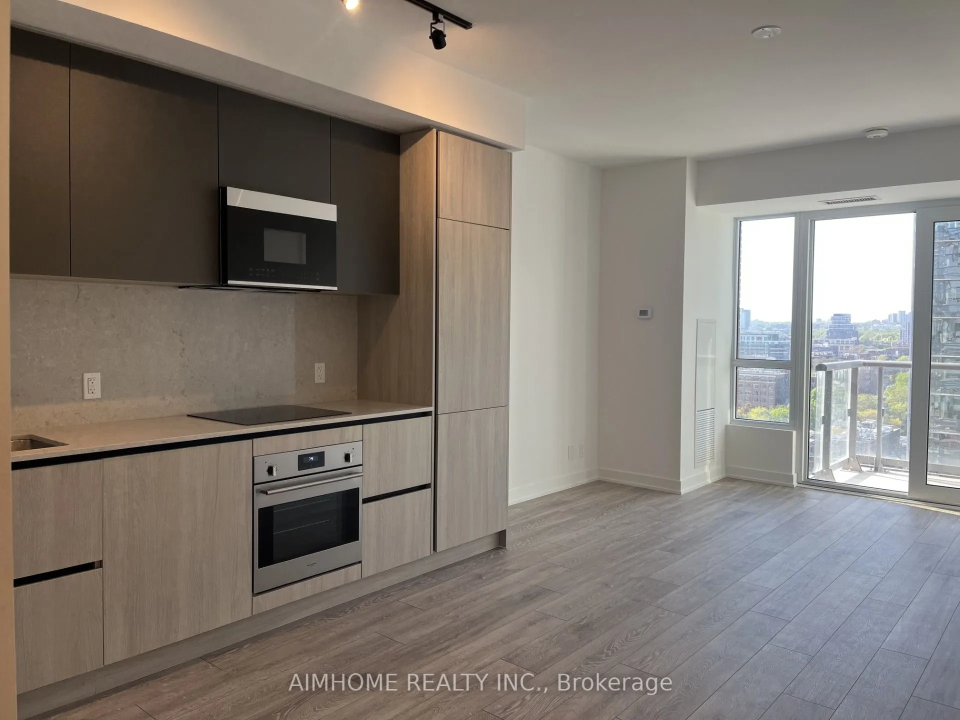 108 PETER Street, #1721
