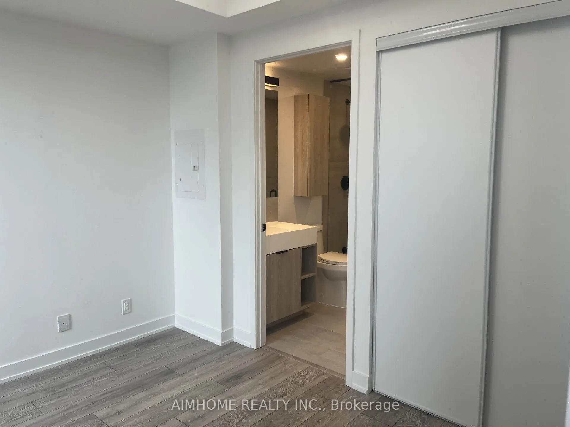 108 PETER Street, #1721