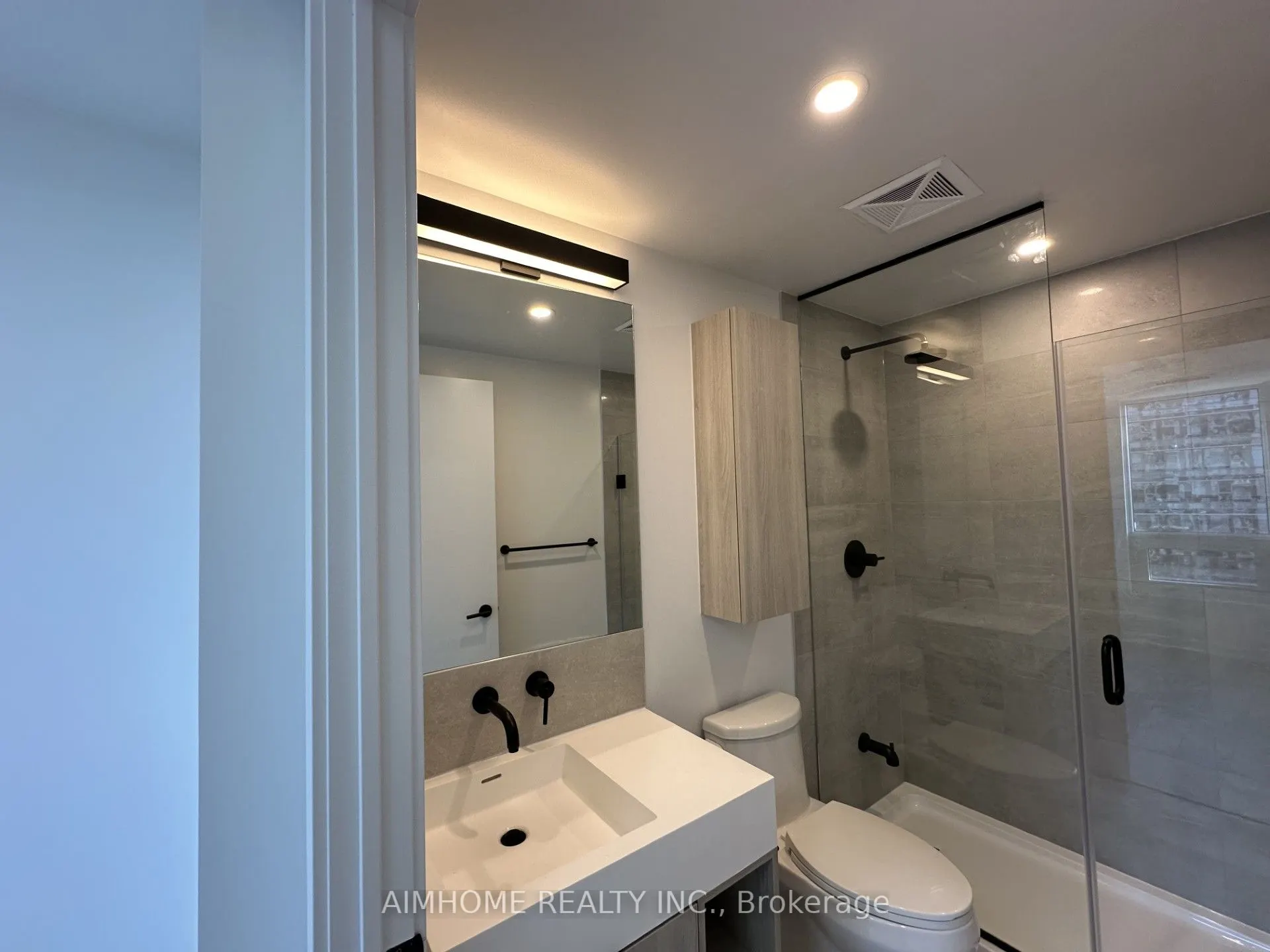 108 PETER Street, #1721
