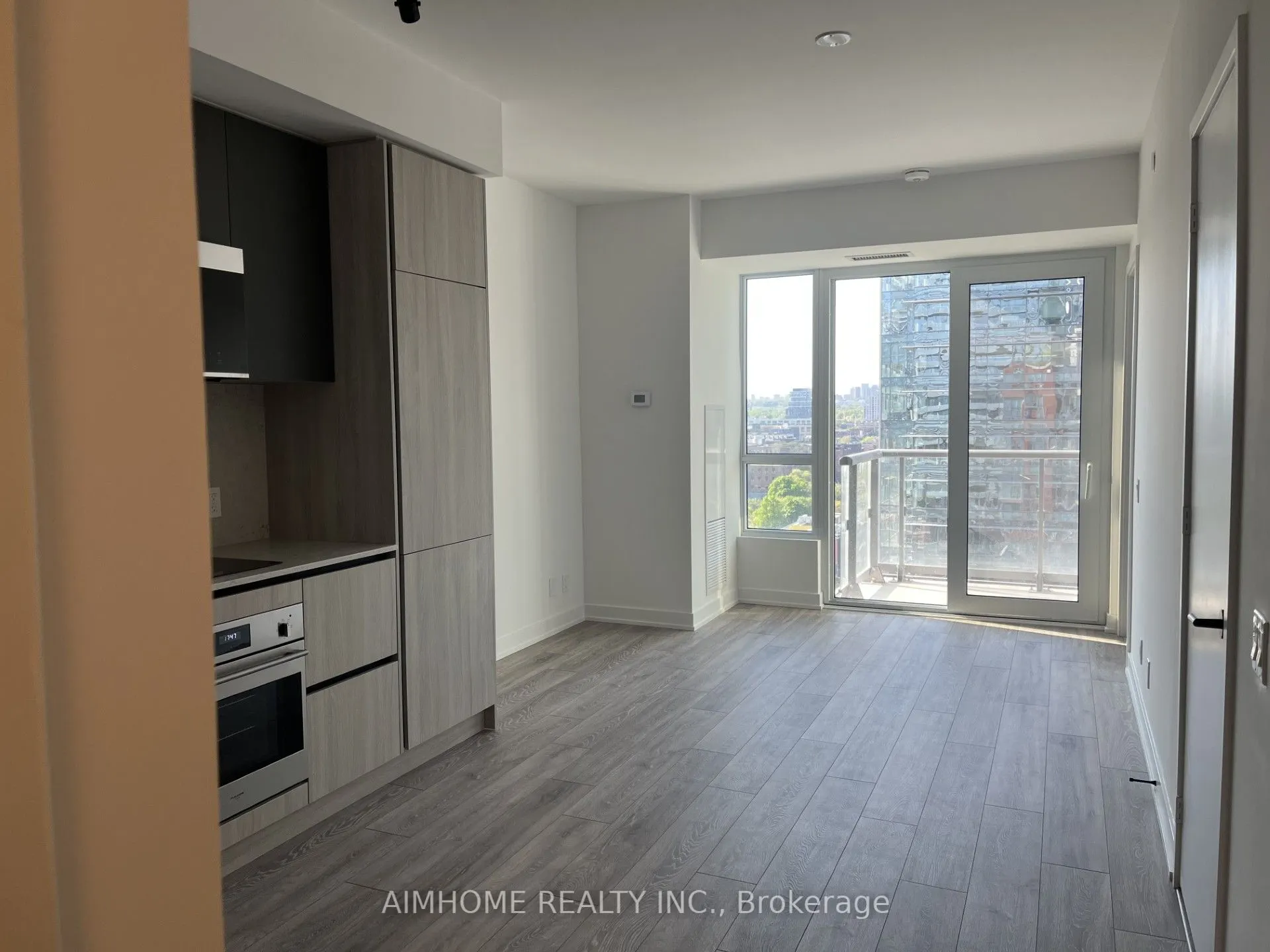 108 PETER Street, #1721