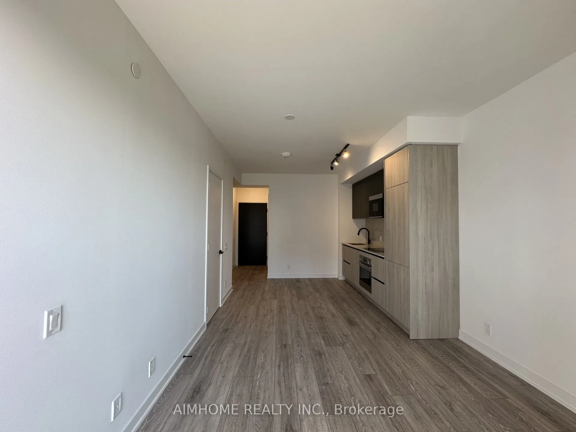 108 PETER Street, #1721